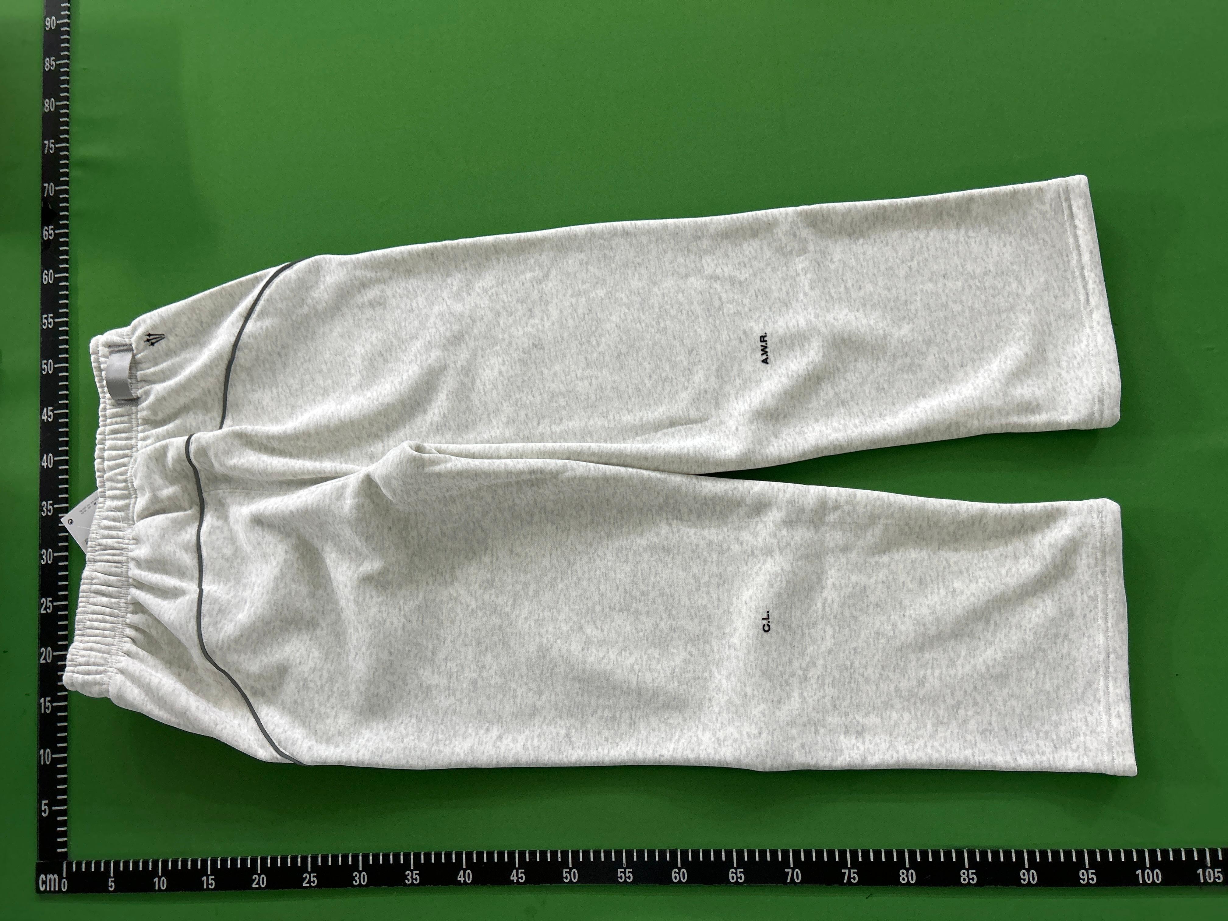 Foto QC 2 de Stussy Nike World Tour Sweater Grey