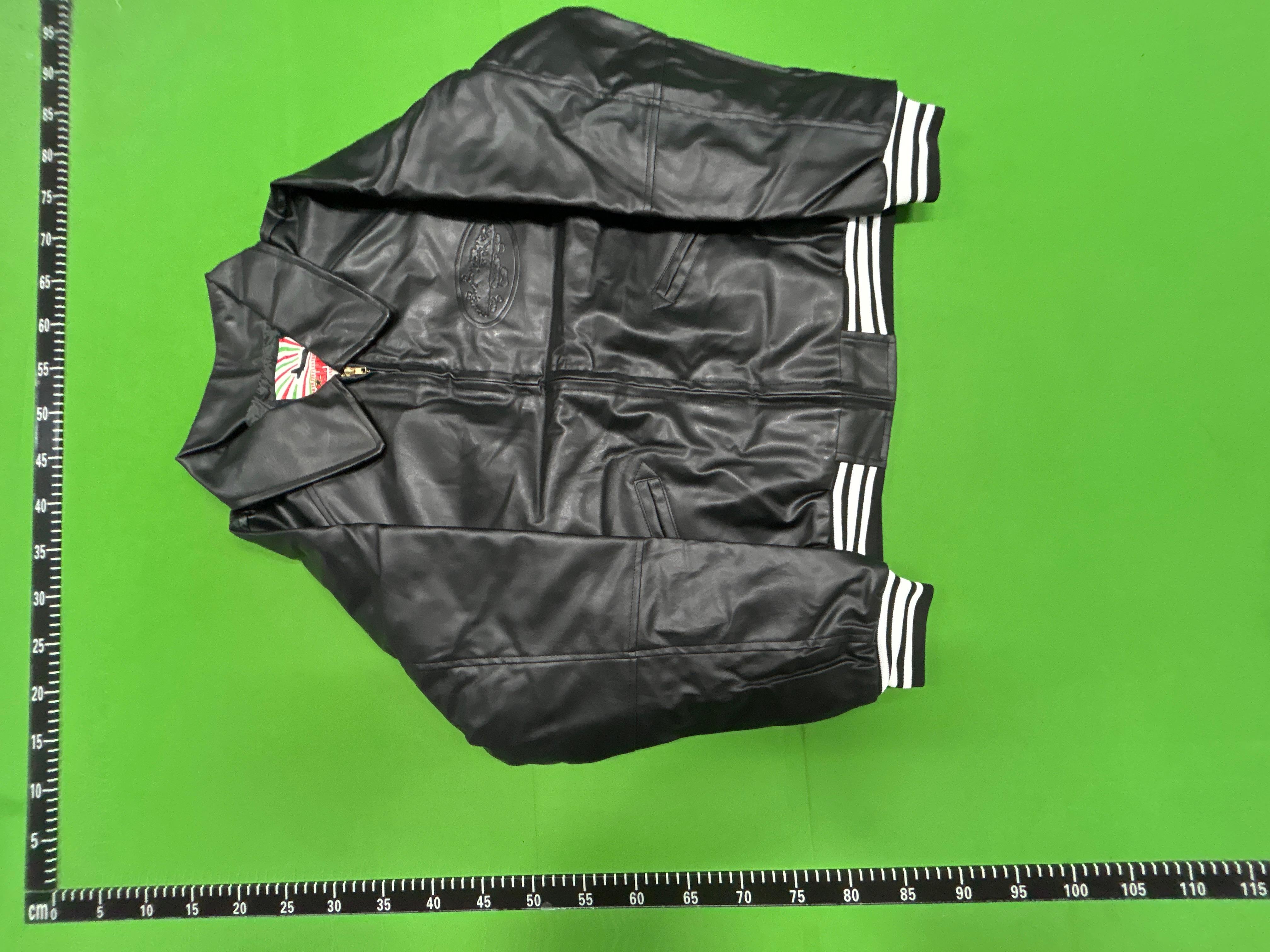 Foto QC 3 de Corteiz AC Milan Varsity Jacket Leather Black