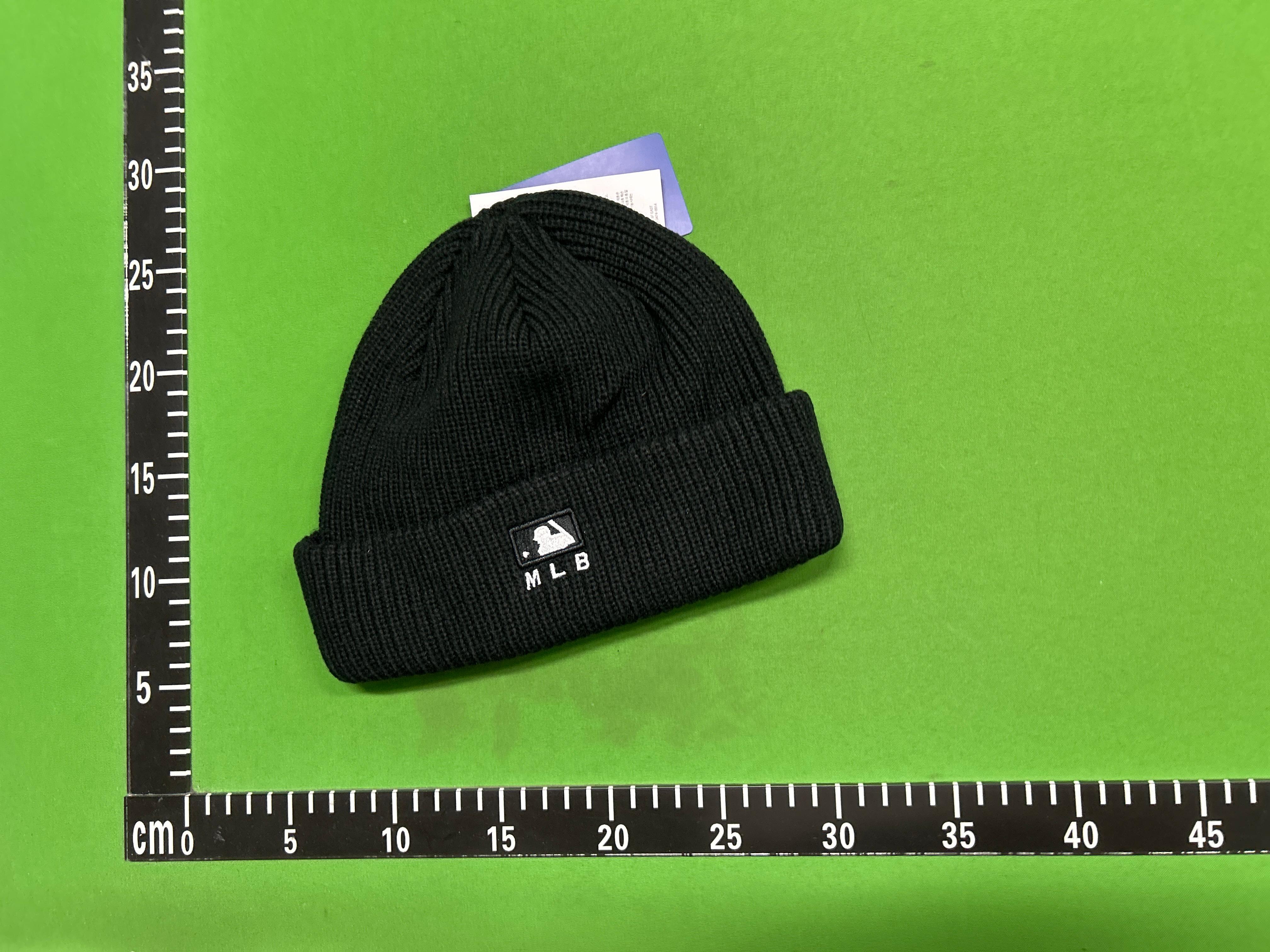 Foto QC 1 de New York Yankees NY Beanie Purple