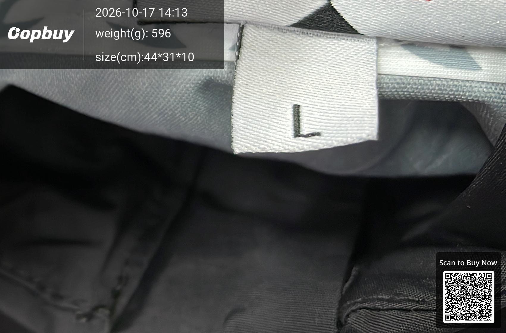 Foto QC 1 de Mertra Softshell Jacket Waterproof Reflective Hooded Grey