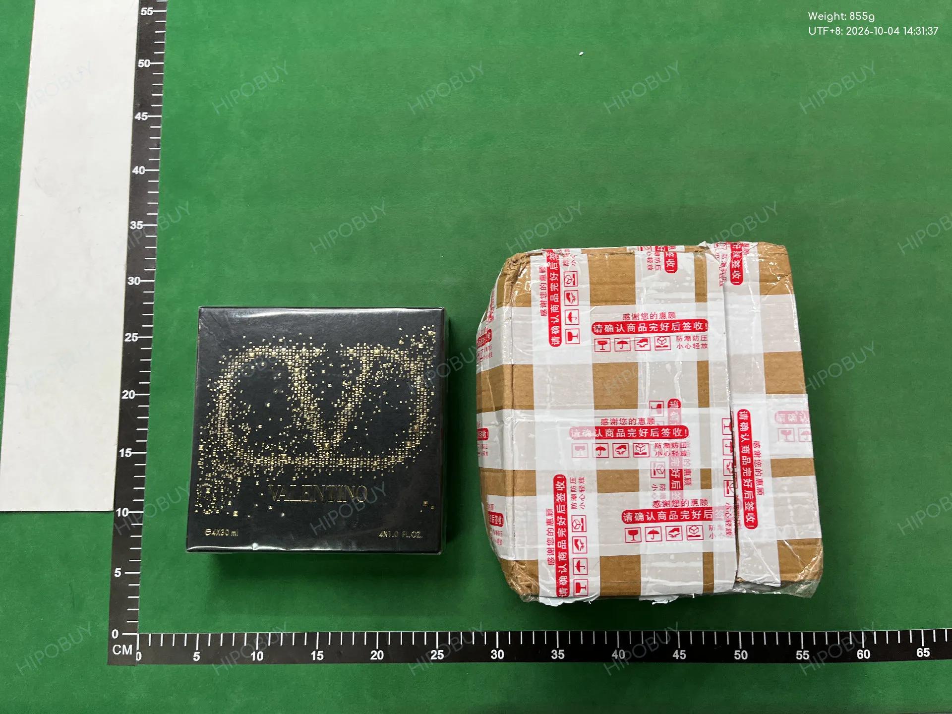 Foto QC 3 de Louis Vuitton Les Parfums Eau de Parfum Miniature Set (Set of 7) 10ml