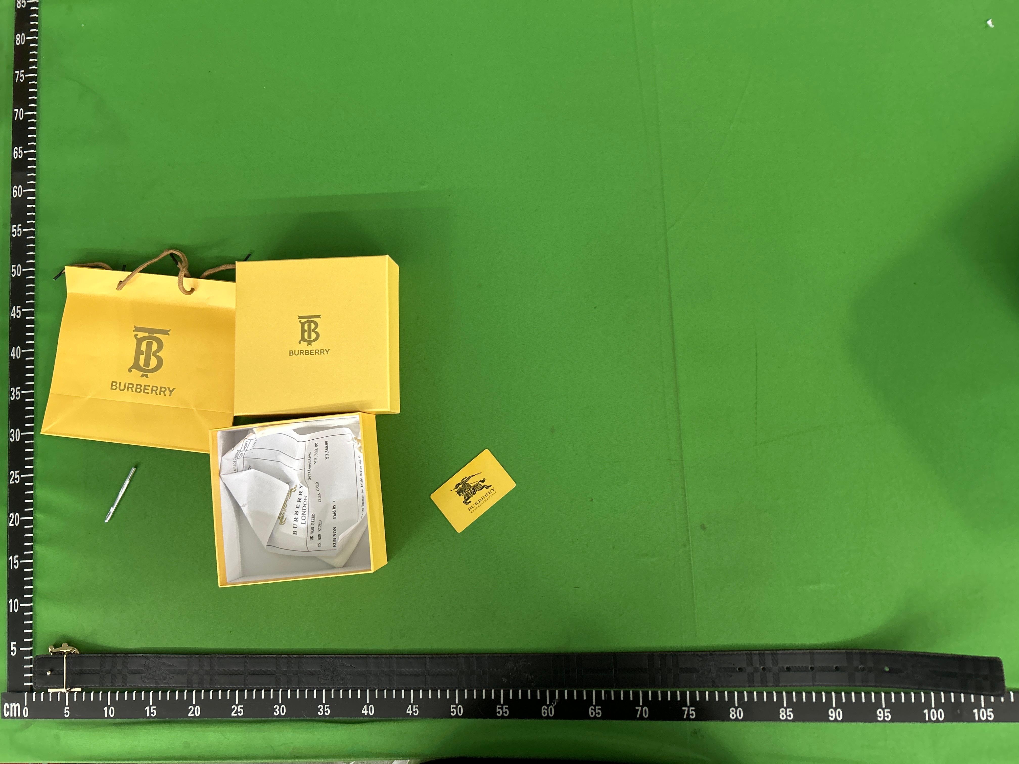 Foto QC 8 de Burberry TB Monogram Belt Vintage Check