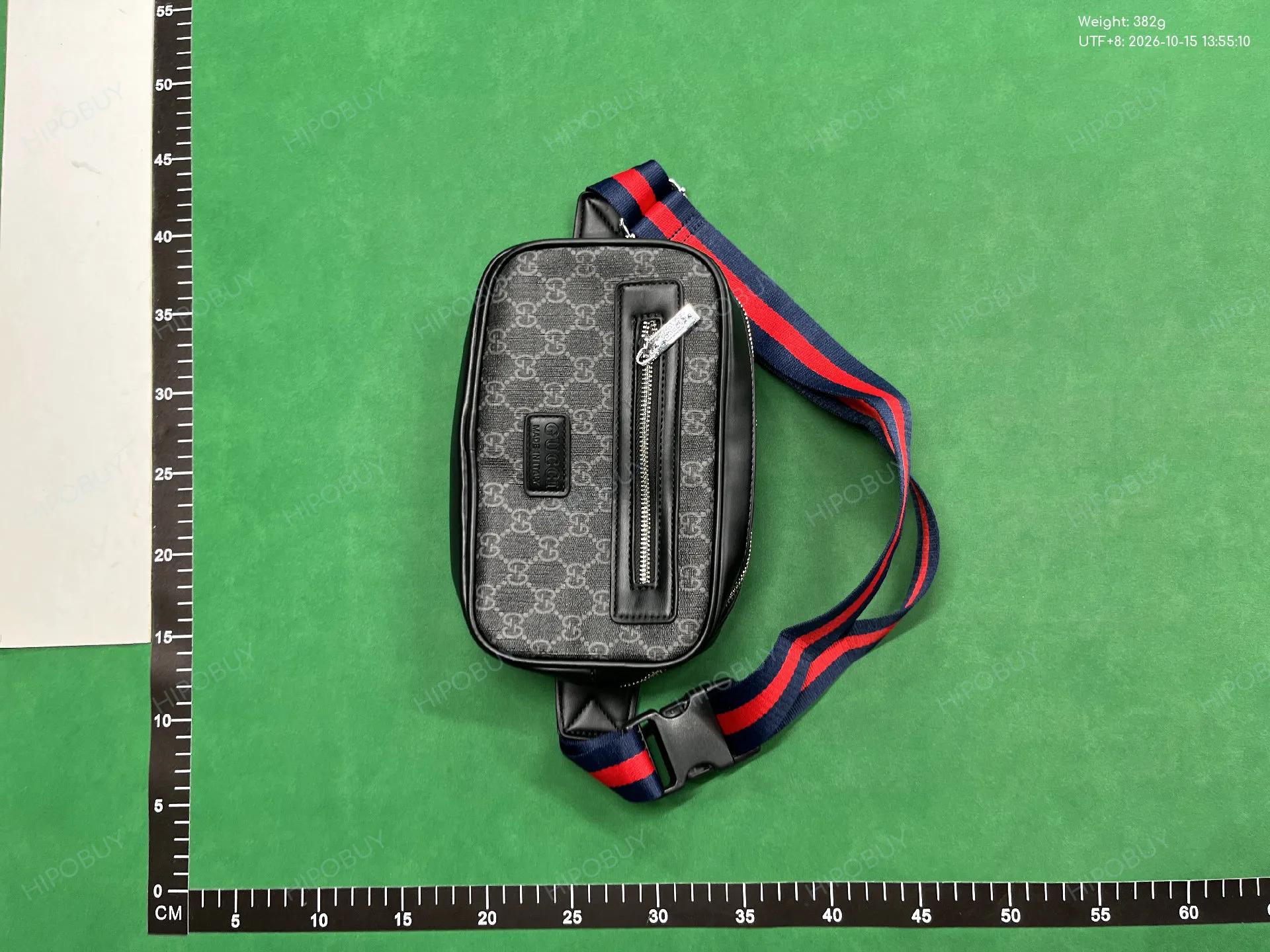 Foto QC 3 de Gucci GG Supreme Belt Bag Small Black GG Supreme Canvas