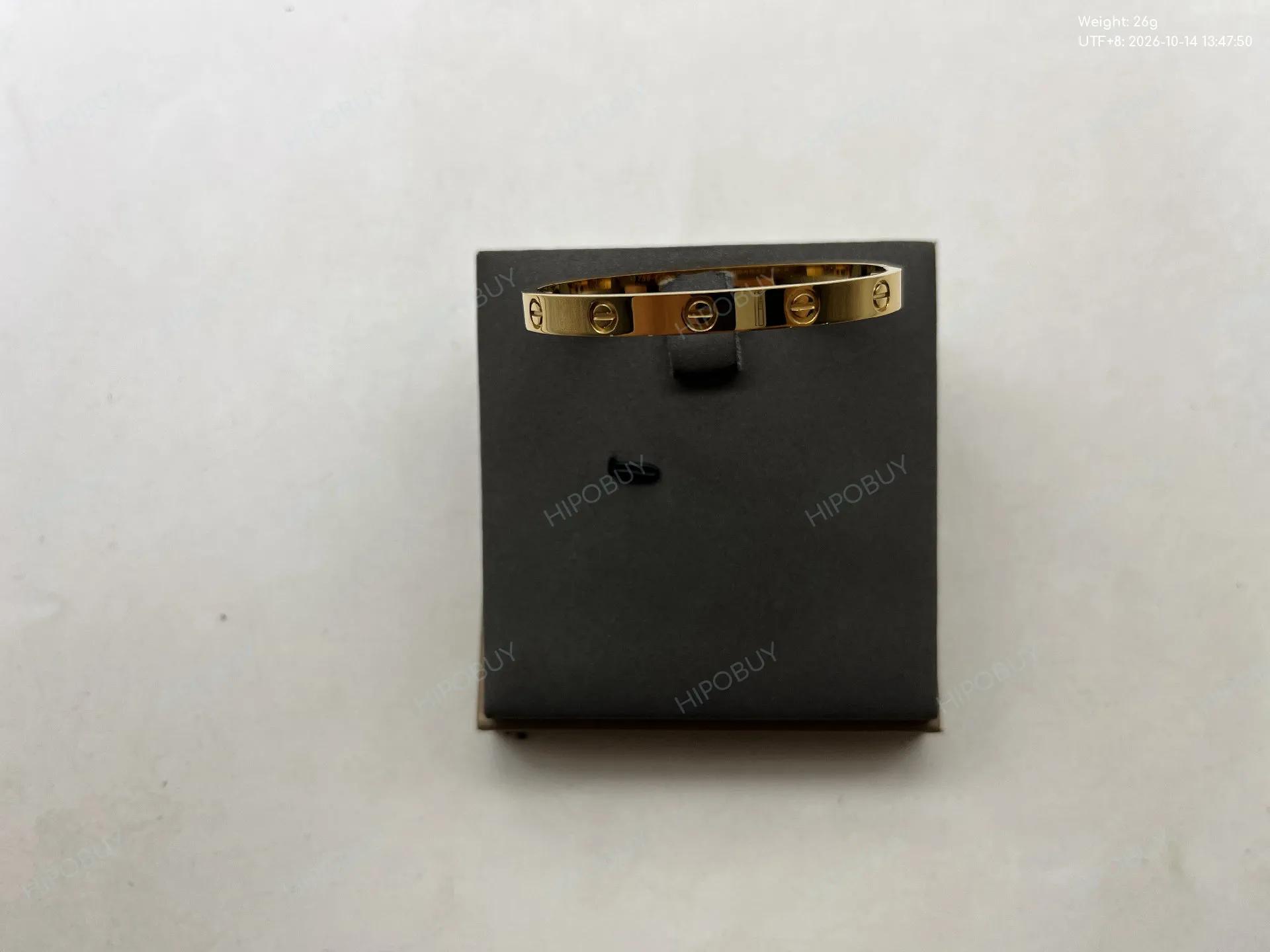 Foto QC 2 de Cartier Love Bracelet Yellow Gold