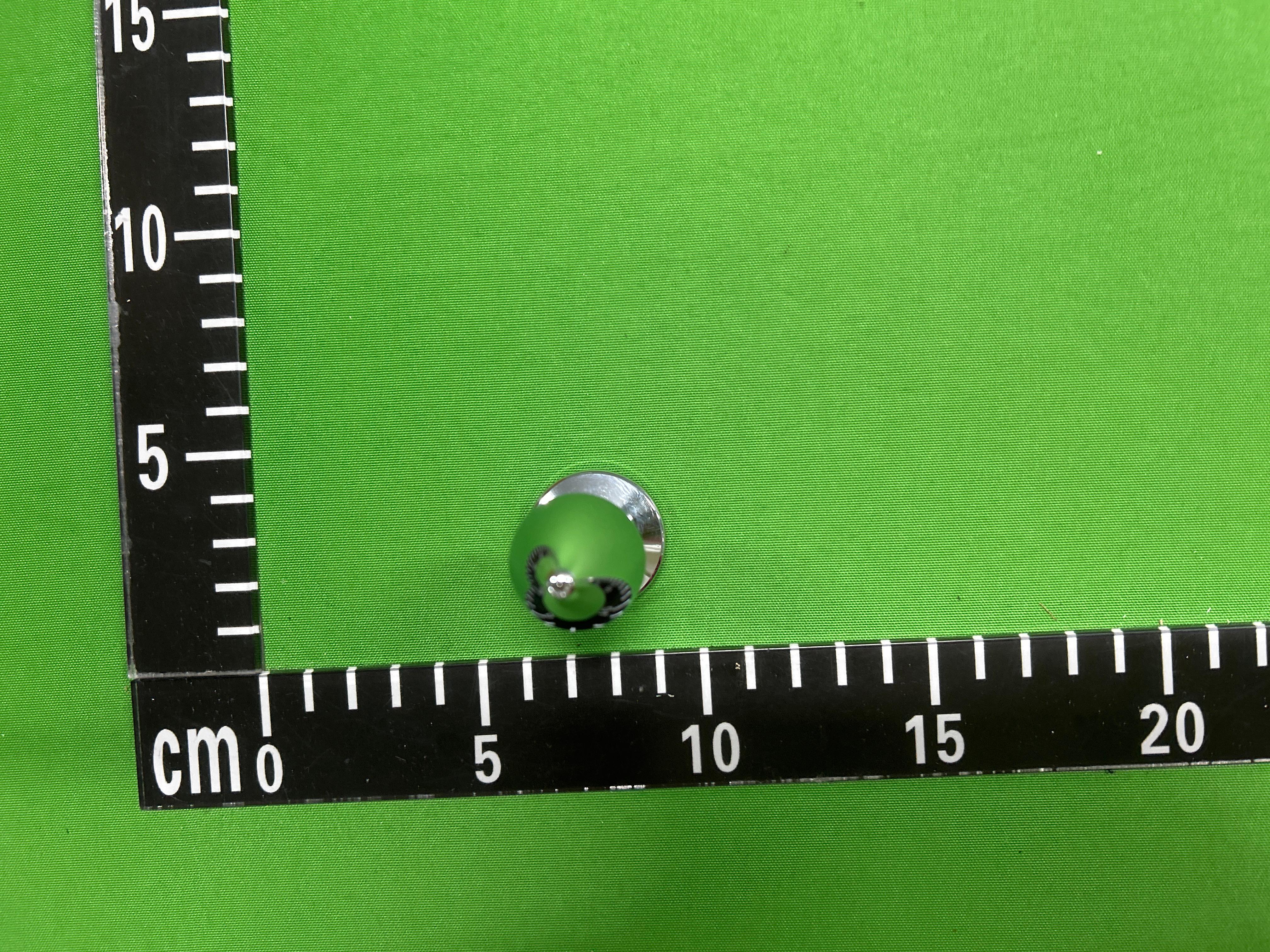 Foto QC 6 de Generic Stainless Steel Jeweled Anal Plug (Medium) Pink