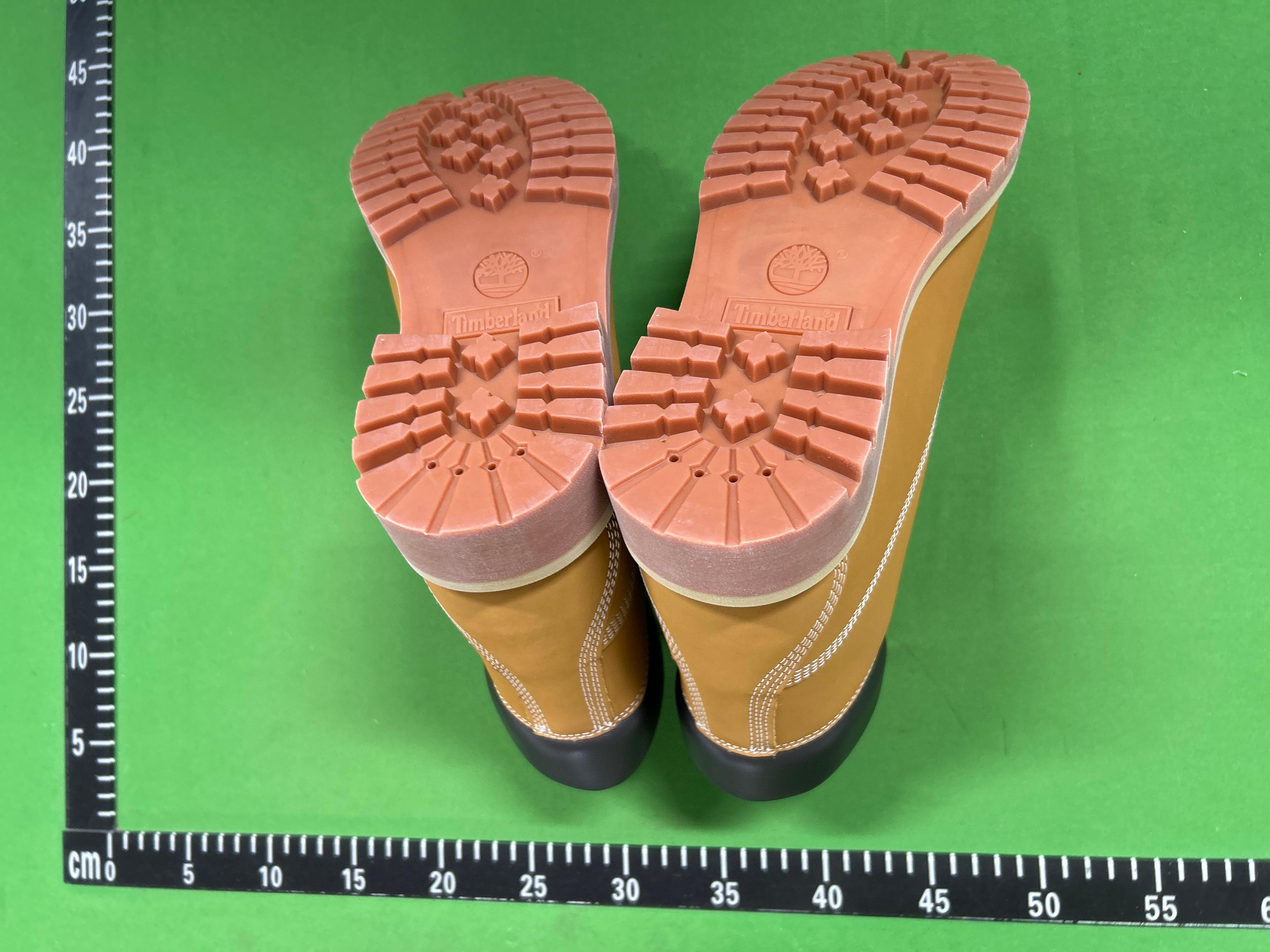 Foto QC 6 de Timberland 6 Inch Premium Waterproof Wheat Nubuck 10361