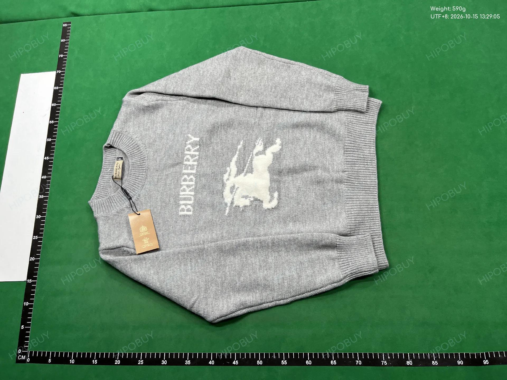 Foto QC 6 de Cole Buxton CB Logo Crewneck Sweater Vintage White