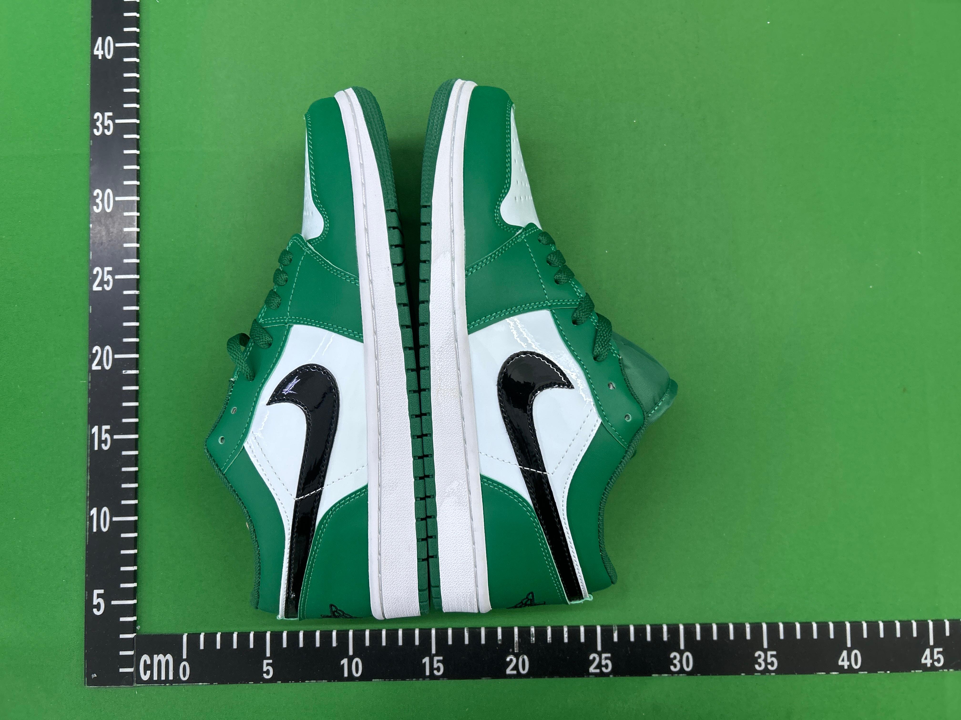 Foto QC 7 de Jordan 1 Retro Low OG SP Travis Scott Black Phantom Tiffany