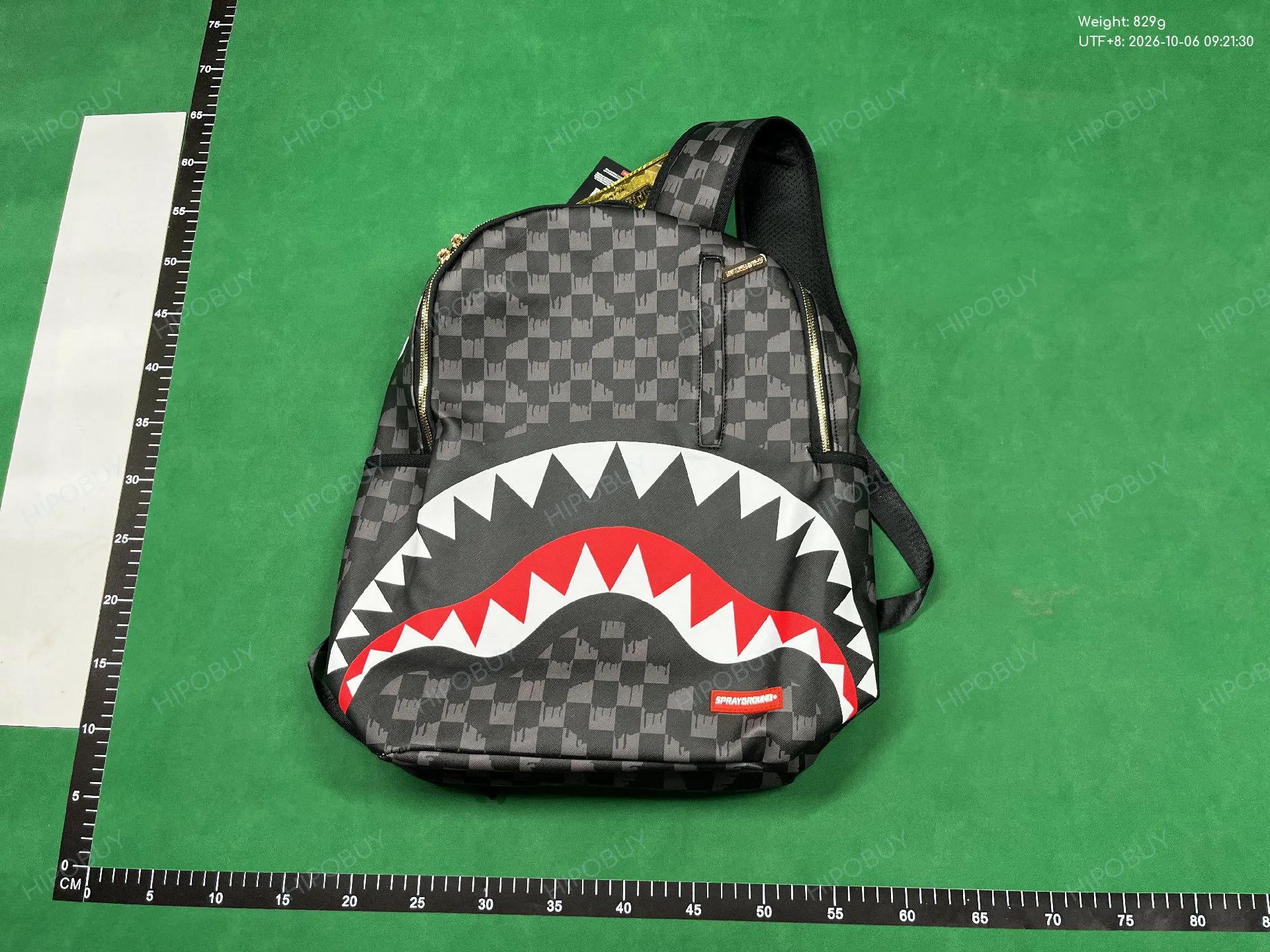 Foto QC 5 de Sprayground x Pink Panther Shark Backpack 20L Pink Paint Checkered