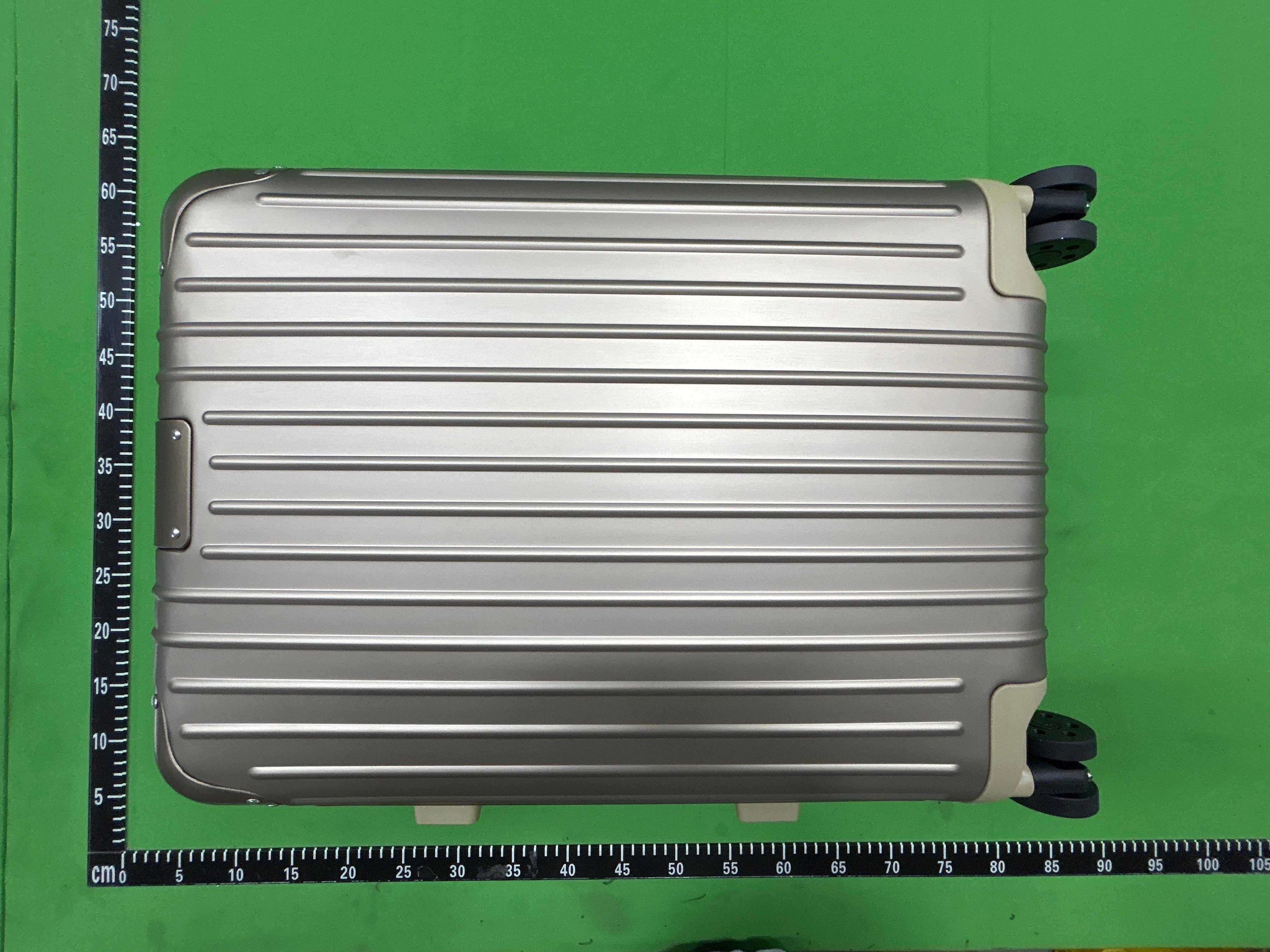 Foto QC 1 de Rimowa Essential Sleeve Cabin Gloss Slate Grey