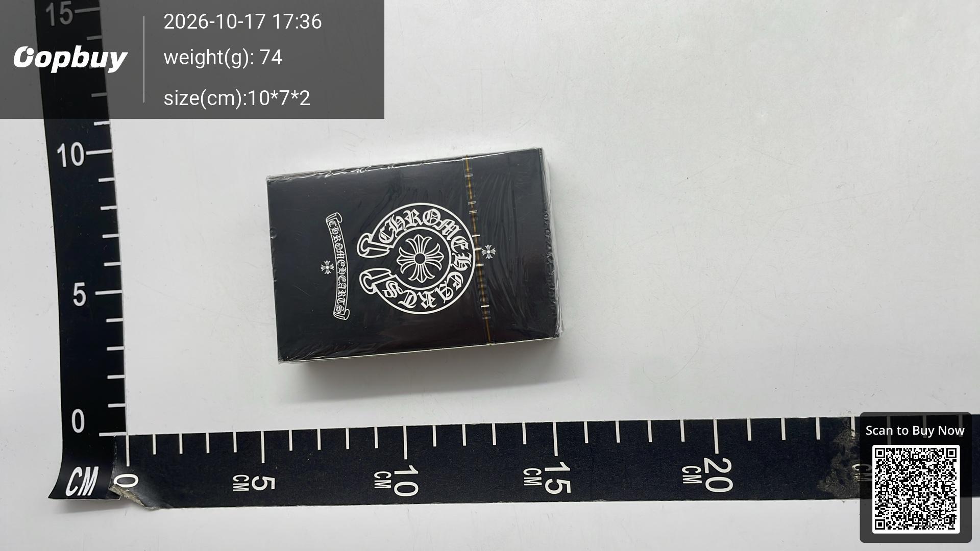 Foto QC 5 de KAWS Companion Seeing/Watching Playing Cards Deck
