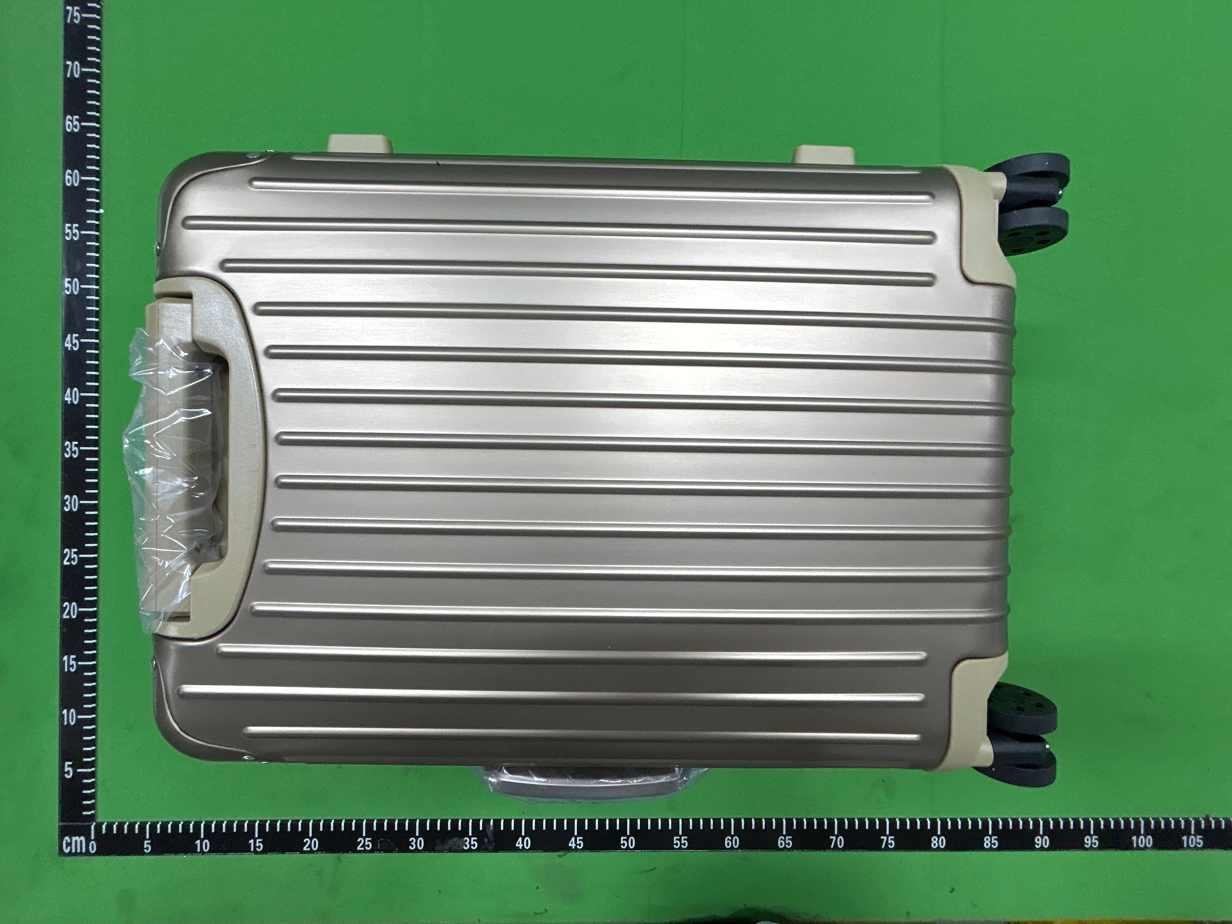 Foto QC 2 de Rimowa Essential Sleeve Cabin Gloss Slate Grey