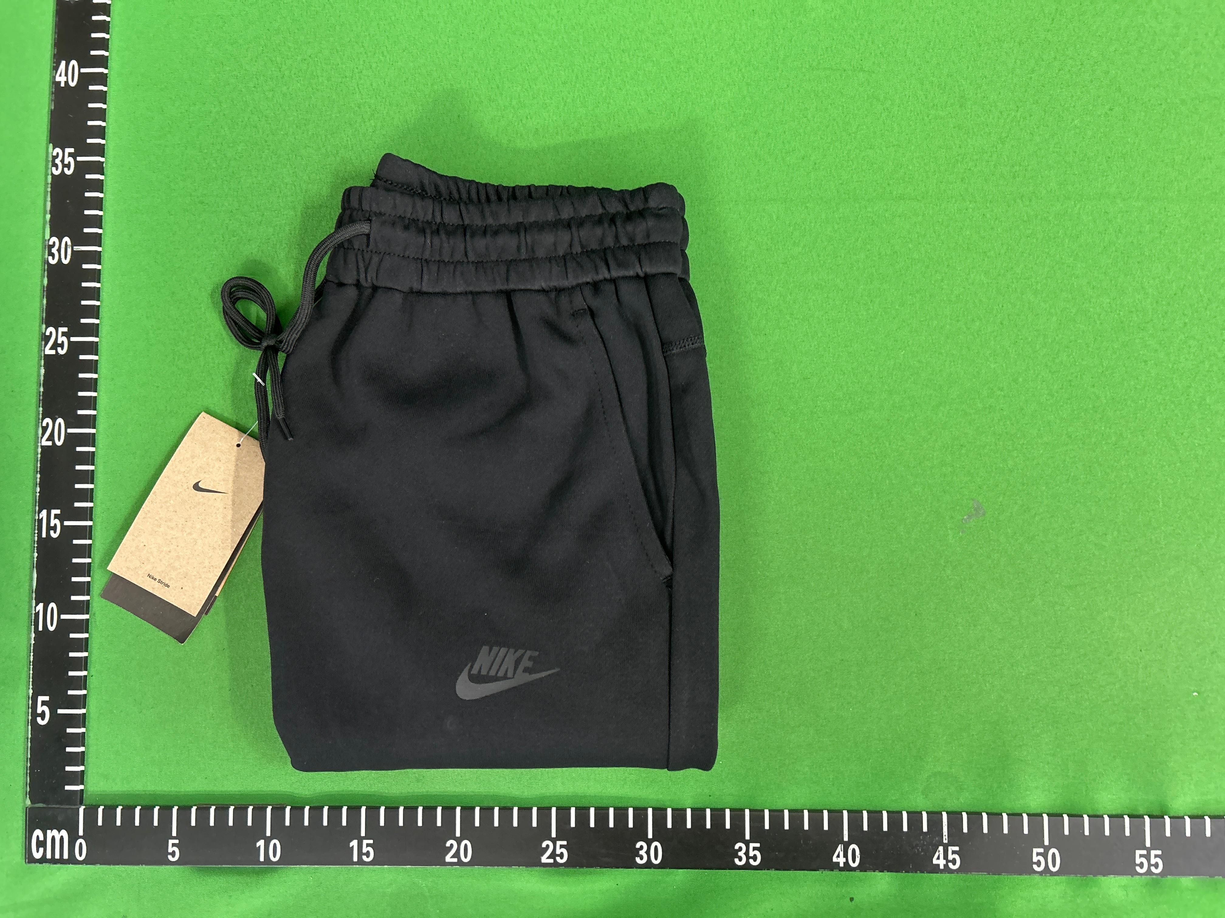 Foto QC 5 de Nike Tech Fleece Sweat Shorts Grey Black
