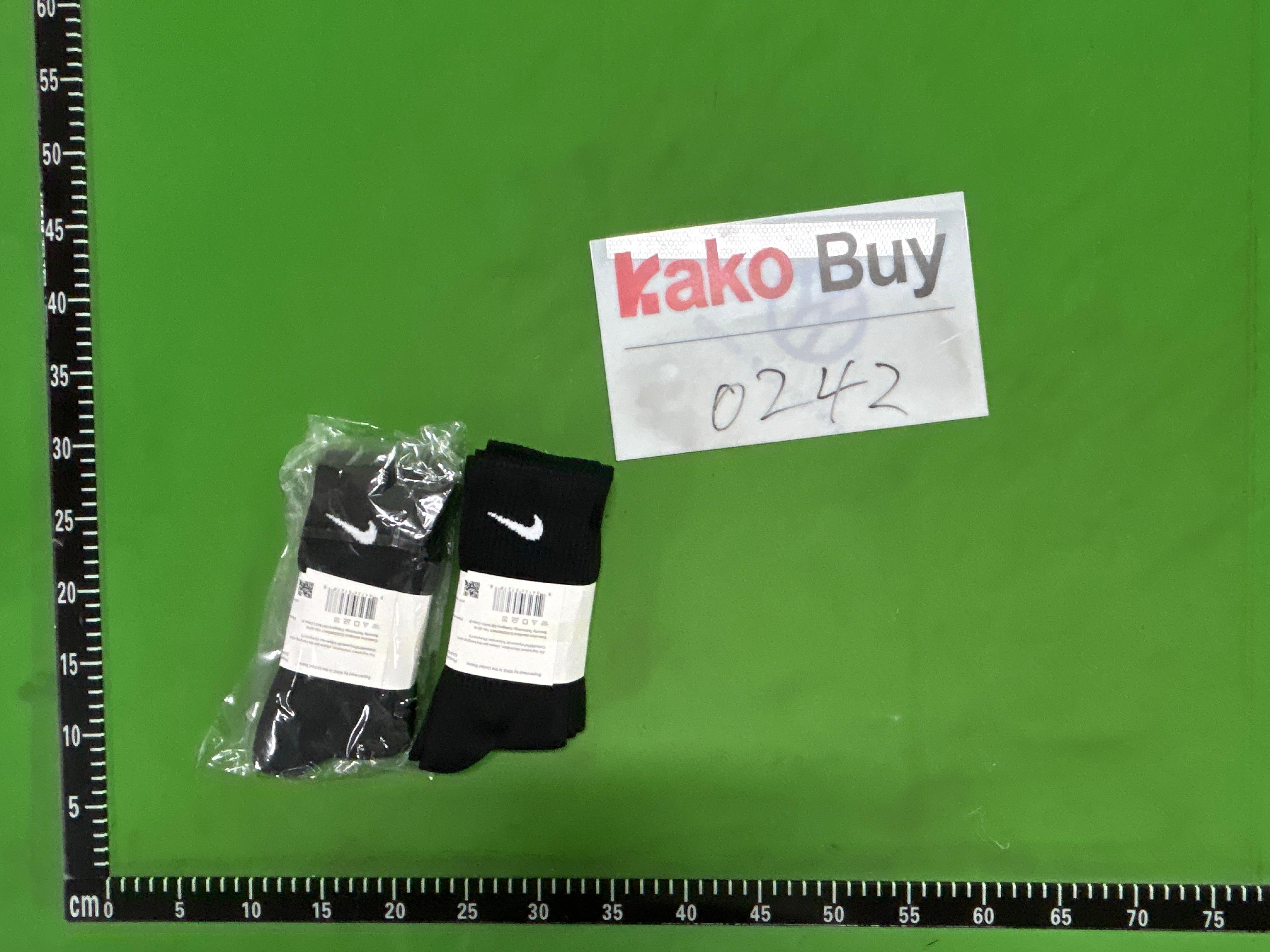 Foto QC 4 de Unbranded Crew Socks Cushioned Black