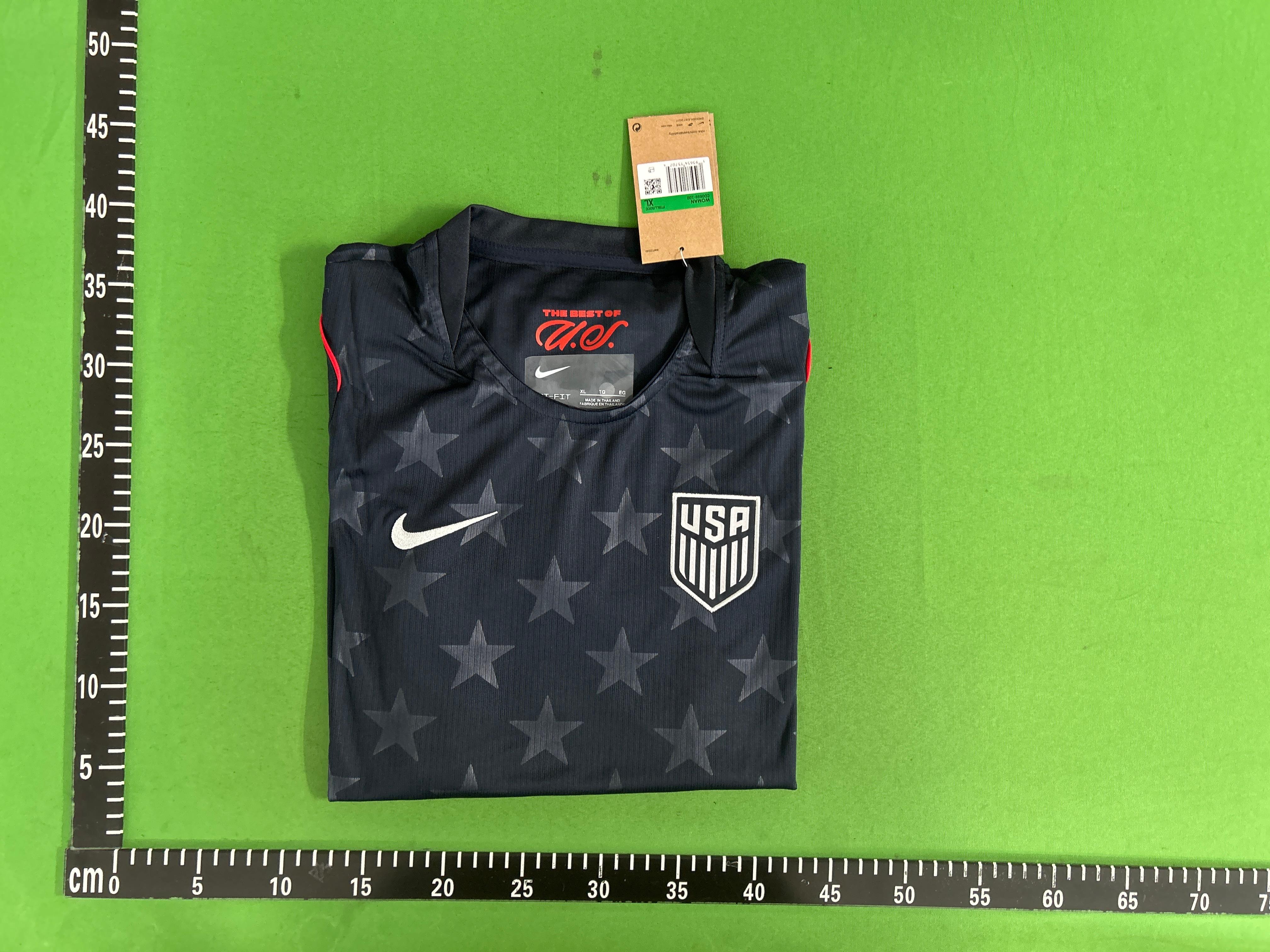 Foto QC 5 de adidas x Real Madrid 2026/27 Women's Away Jersey Aurora Ivy