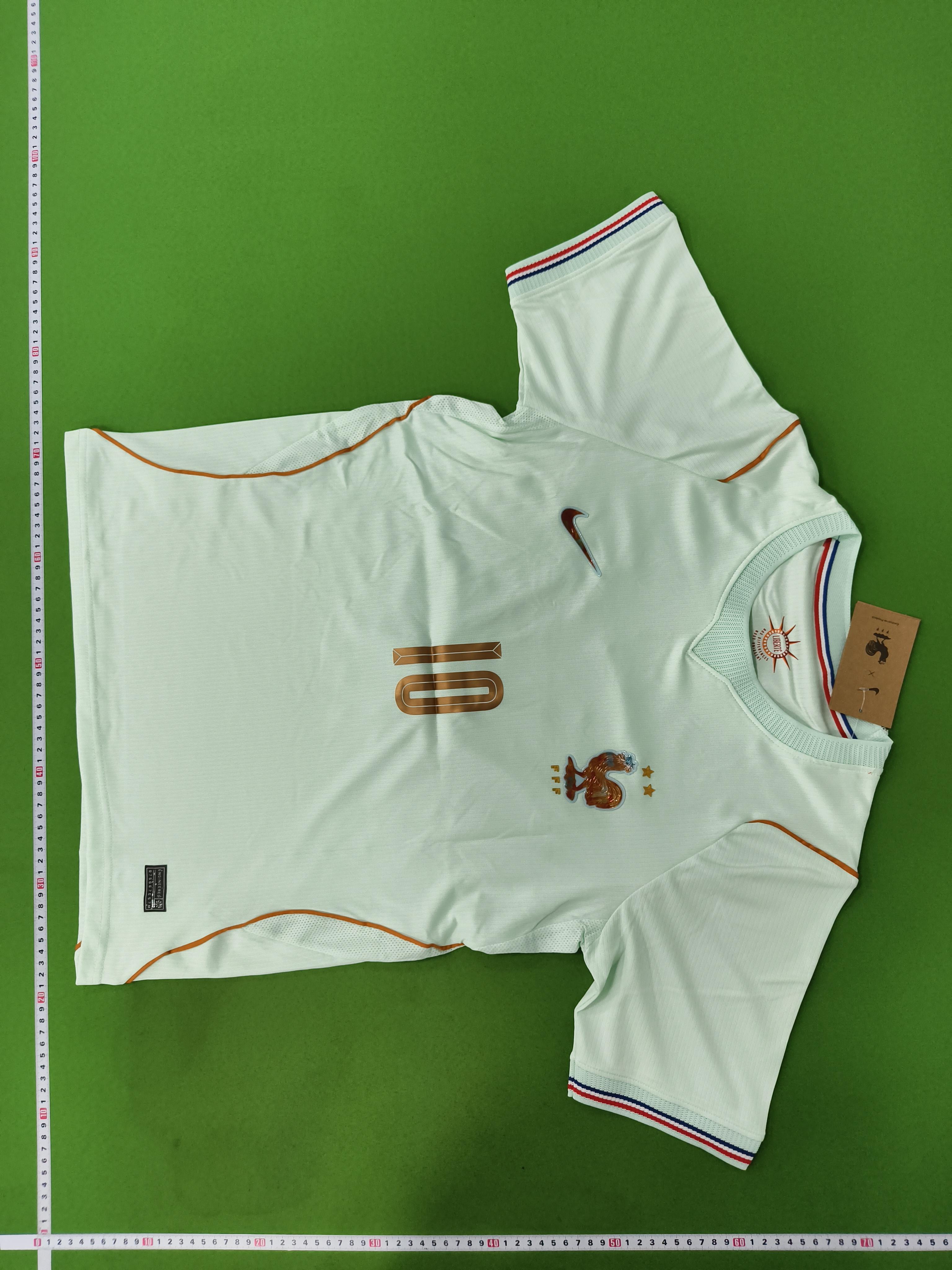 Foto QC 3 de adidas x Spain 2026 Away Cucurella #24 Jersey White