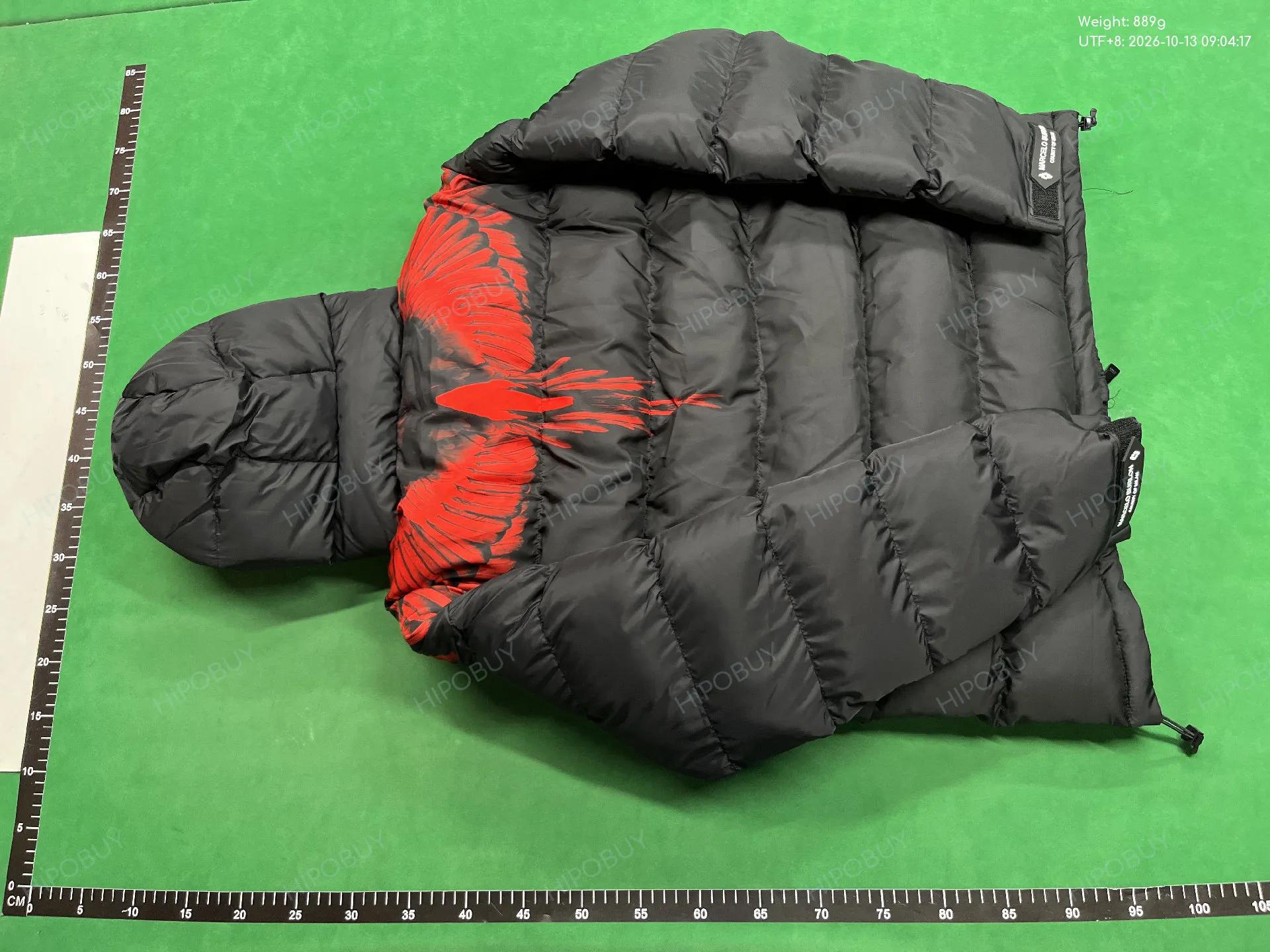 Foto QC 7 de Marcelo Burlon Wings Puffer Jacket Hooded Black Red