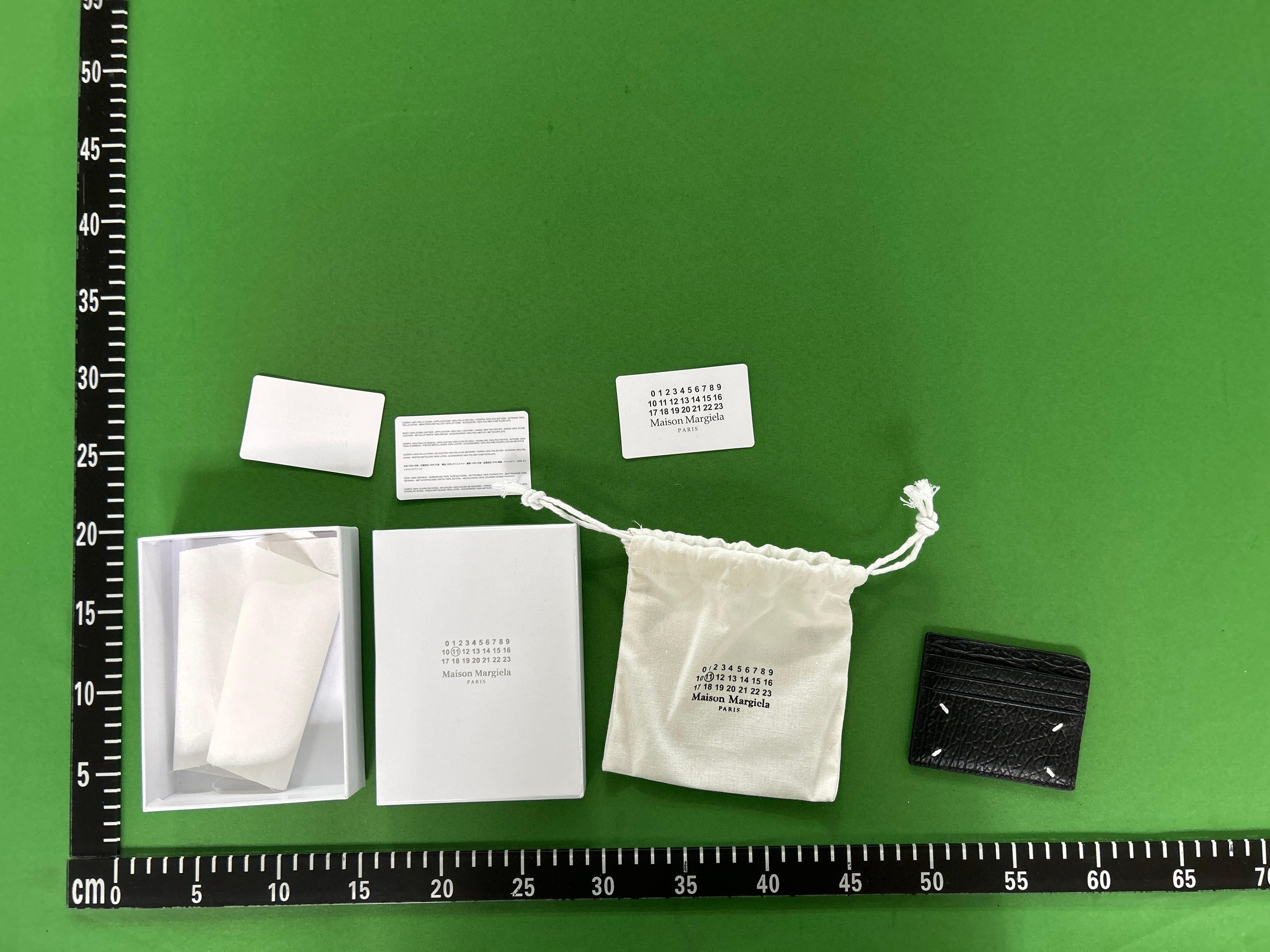 Foto QC 6 de Maison Margiela Four Stitches Cardholder Grained Leather Black