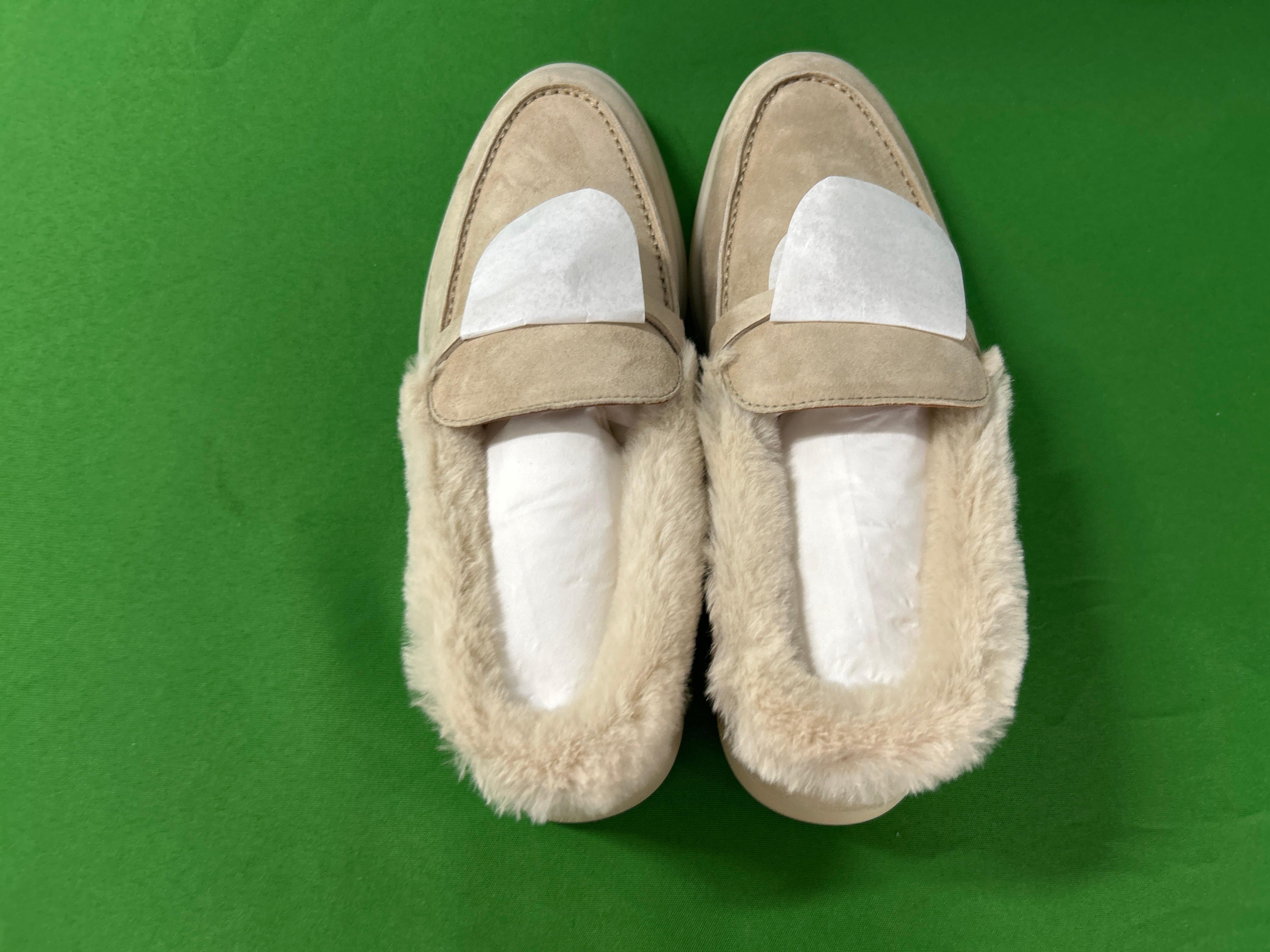 Foto QC 3 de Loro Piana Summer Charms Walk Suede Shearling Grey