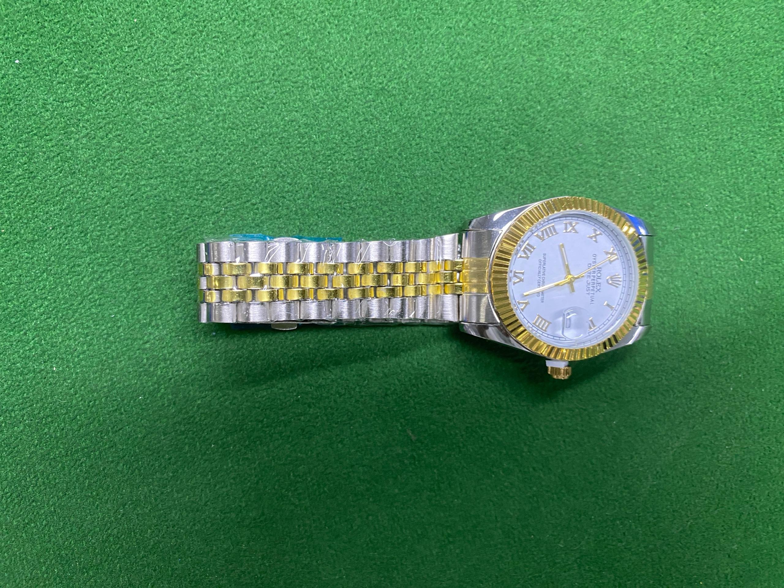 Foto QC 2 de Rolex Datejust R830-04