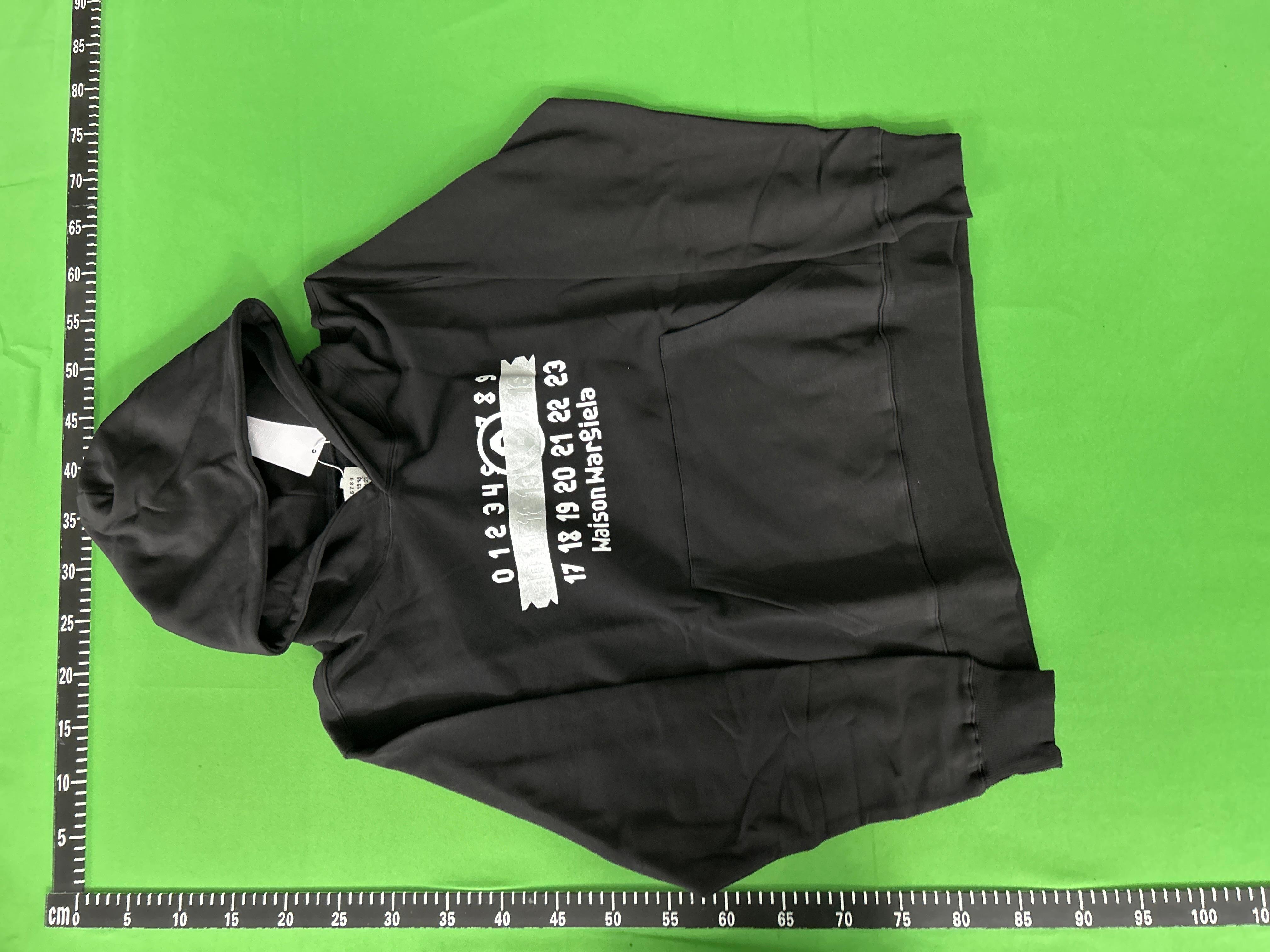 Foto QC 3 de Maison Margiela Logo Print Hoodie Sweater Black