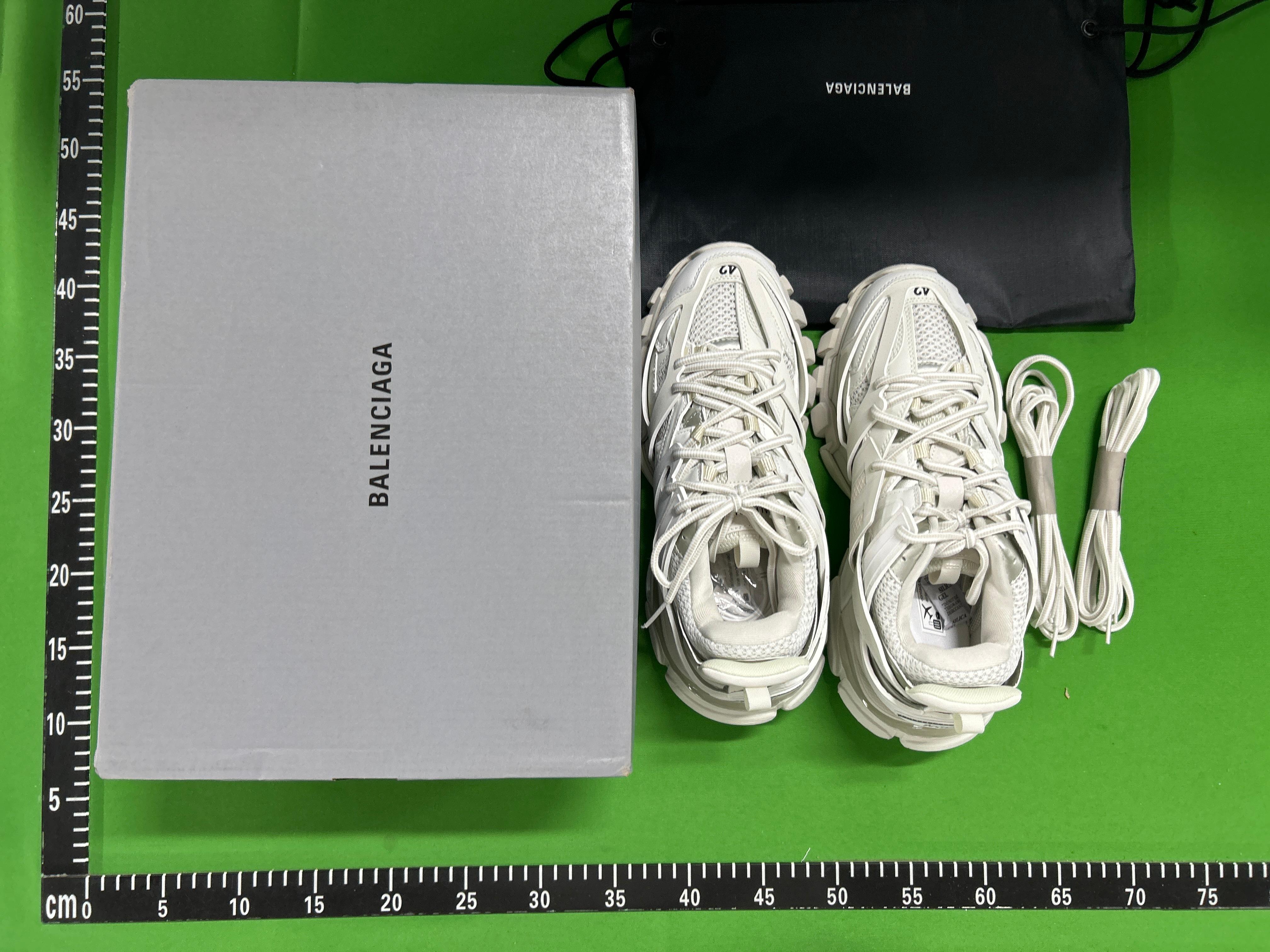 Foto QC 2 de Balenciaga Track LED Black