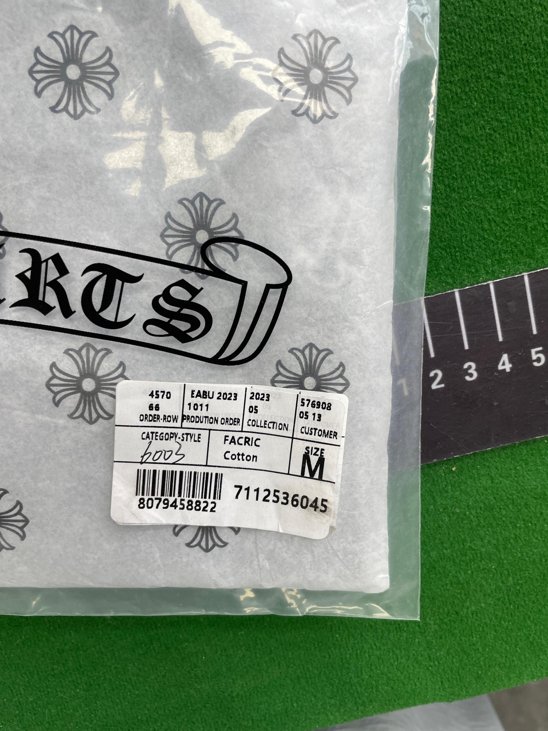 Foto QC 8 de Chrome Hearts Horseshoe Logo Pocket T-shirt Black