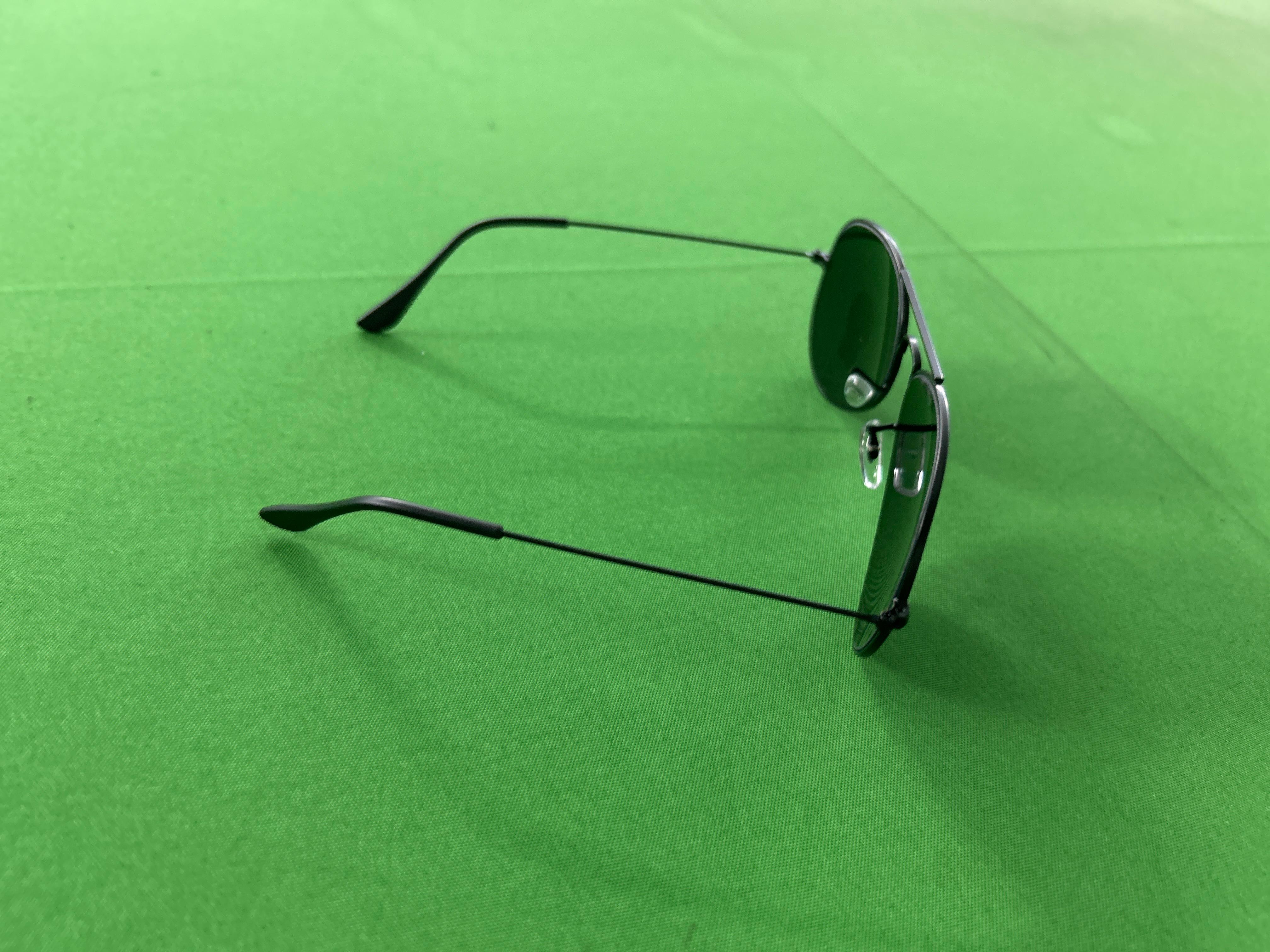 Foto QC 1 de Ray-Ban Wayfarer Acetate Sunglasses Black Gray (RB2140)