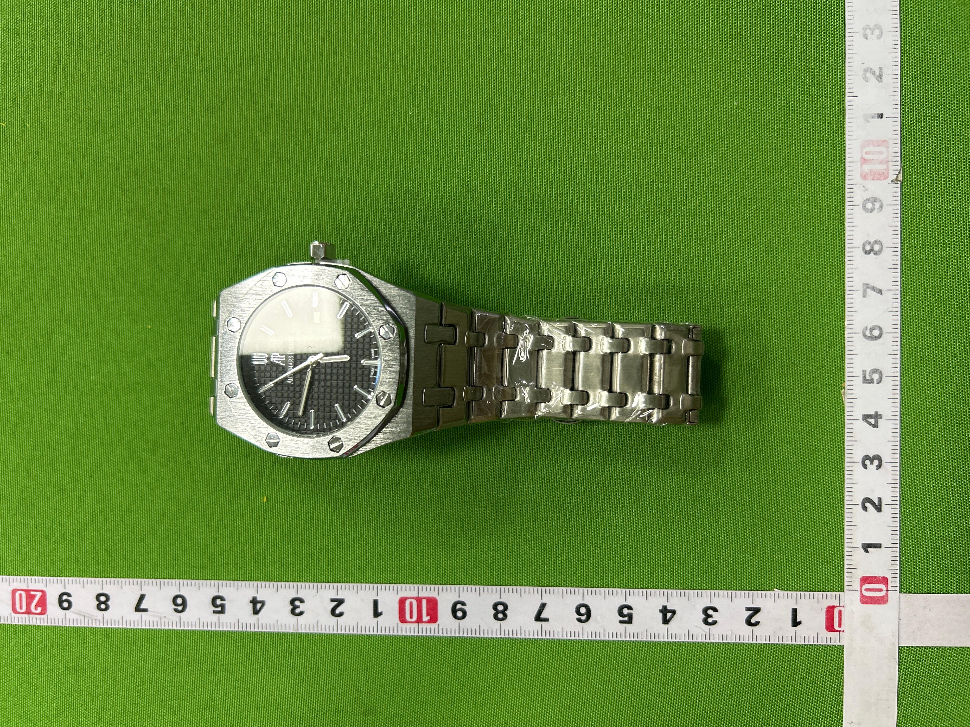 Foto QC 5 de Audemars Piguet Royal Oak Selfwinding Frosted Gold 15454BC.GG.1259BC.01