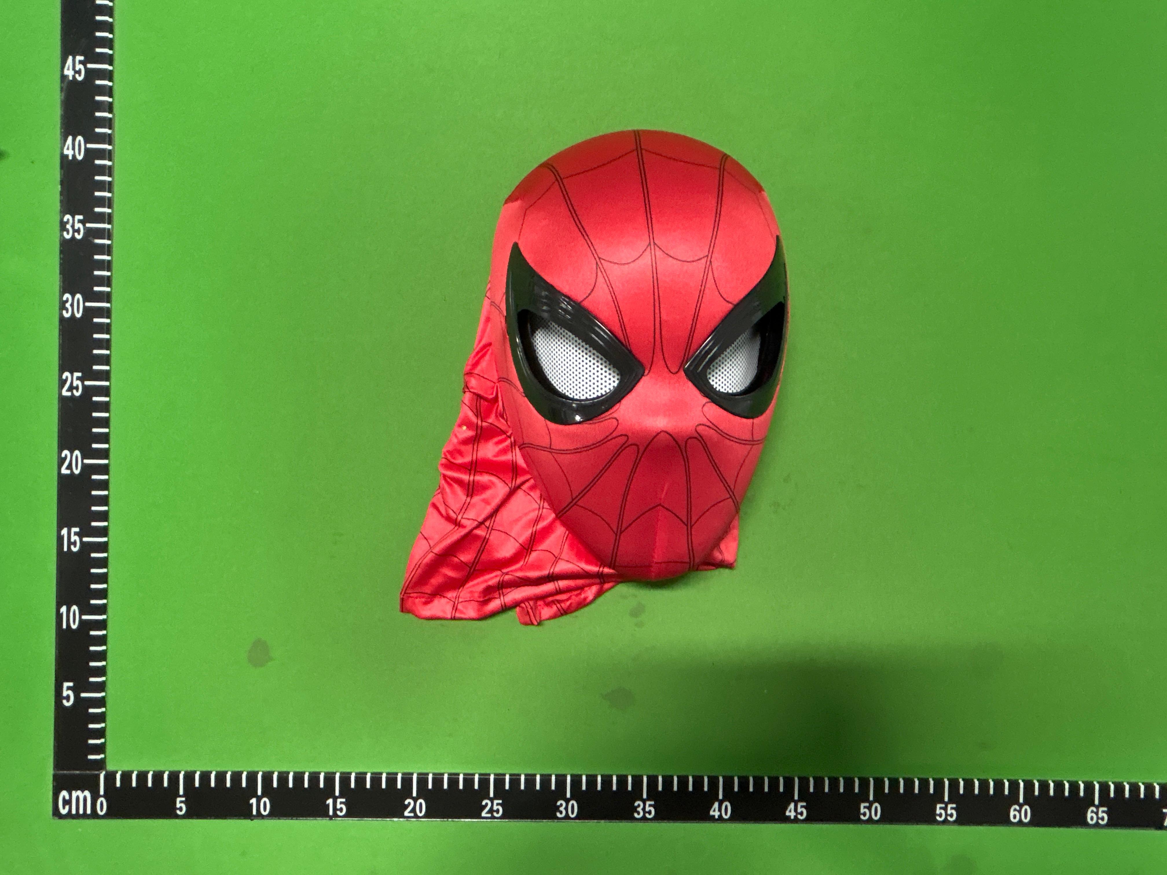 Foto QC 3 de Marvel Mask Black/Red