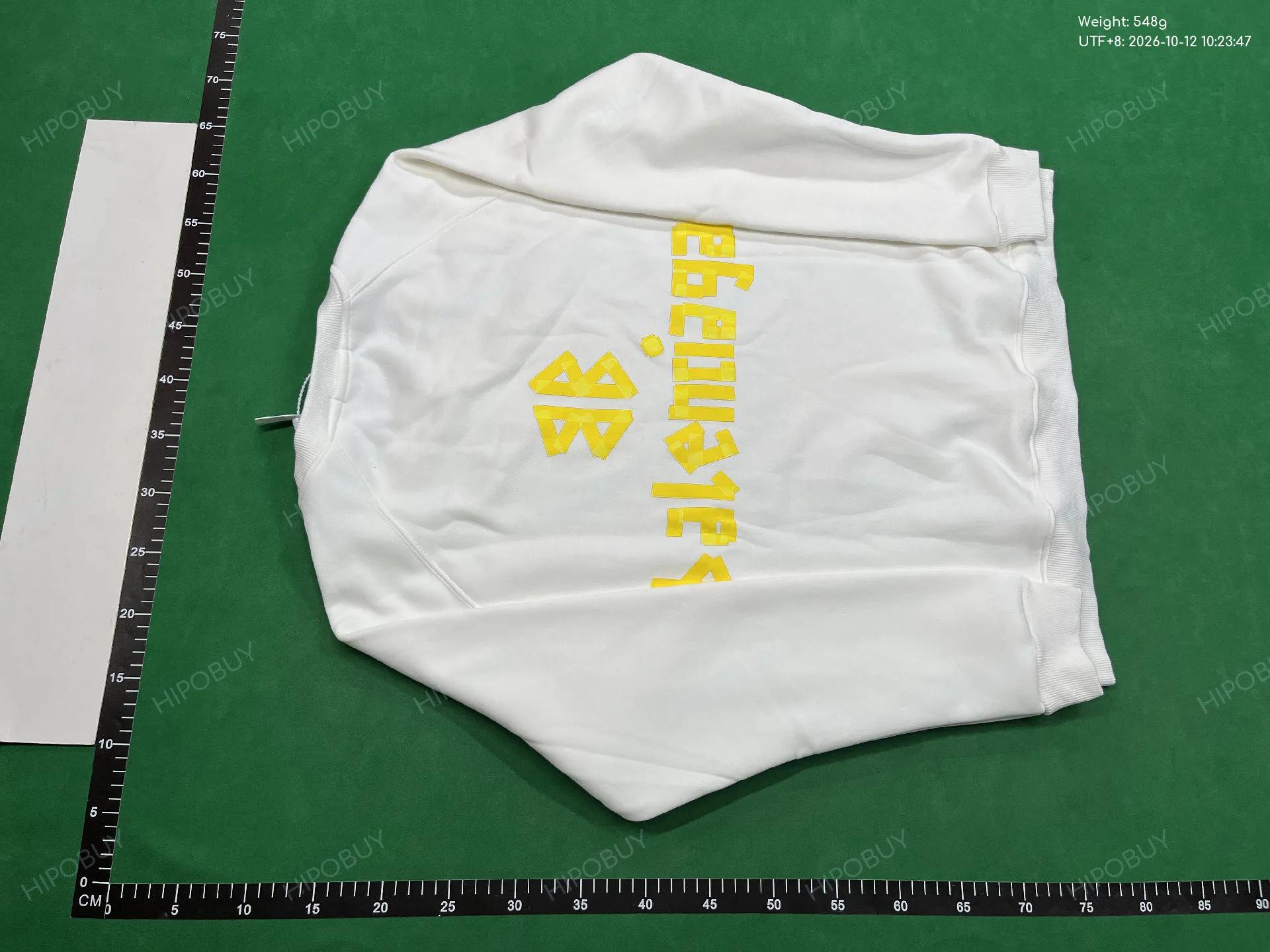 Foto QC 3 de Balenciaga Tape Print Crewneck Sweater Black