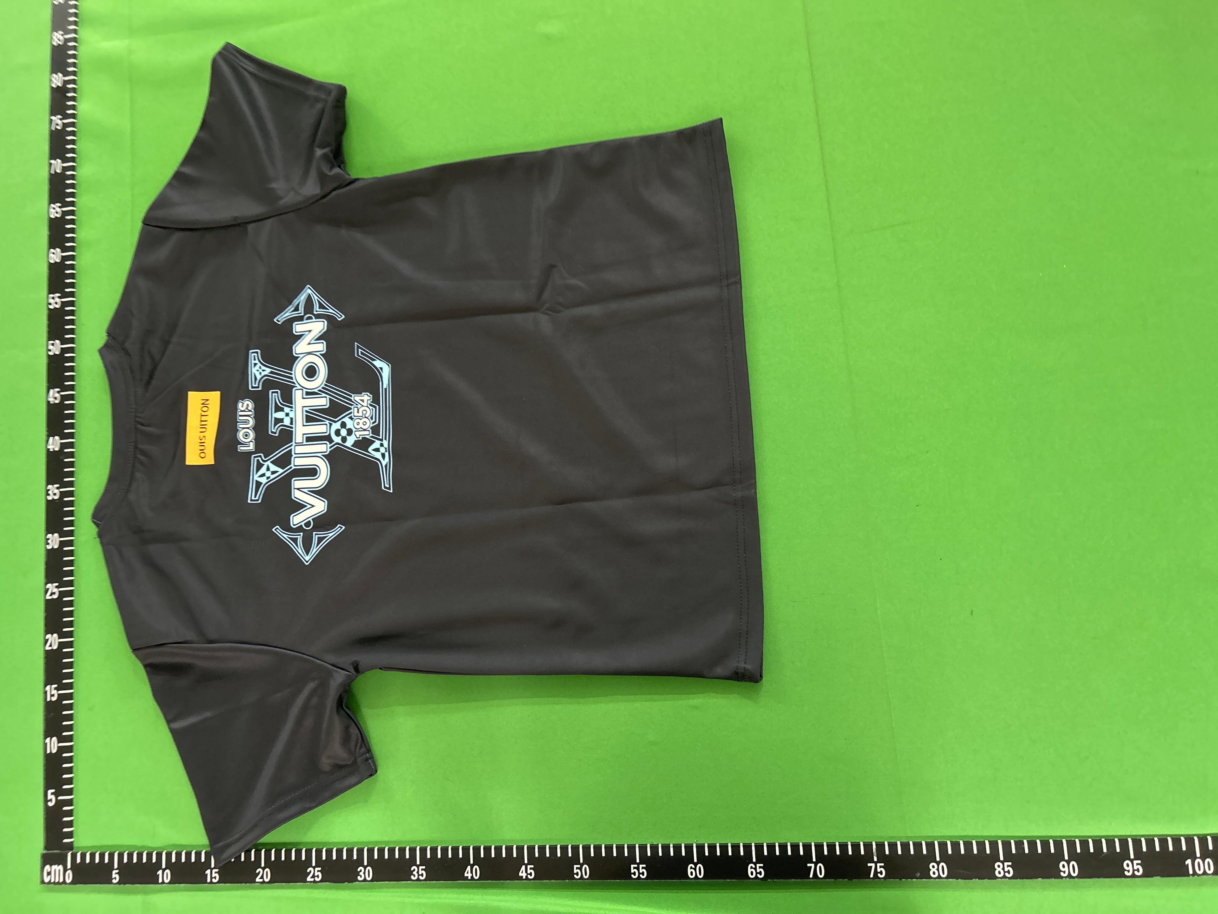 Foto QC 8 de Louis Vuitton T-shirt 3D Graffiti Logo Black