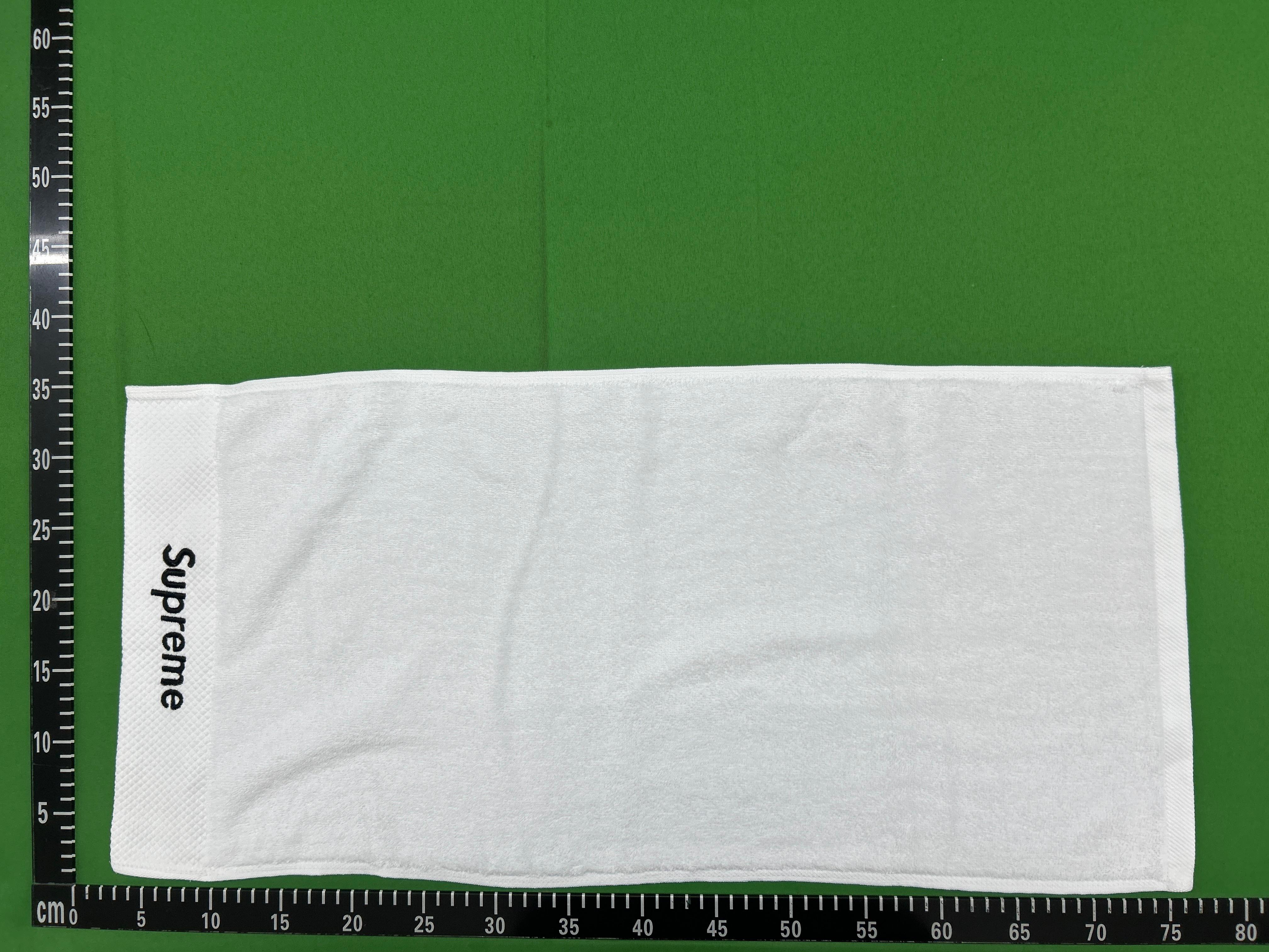 Foto QC 2 de Supreme Hand Towel White