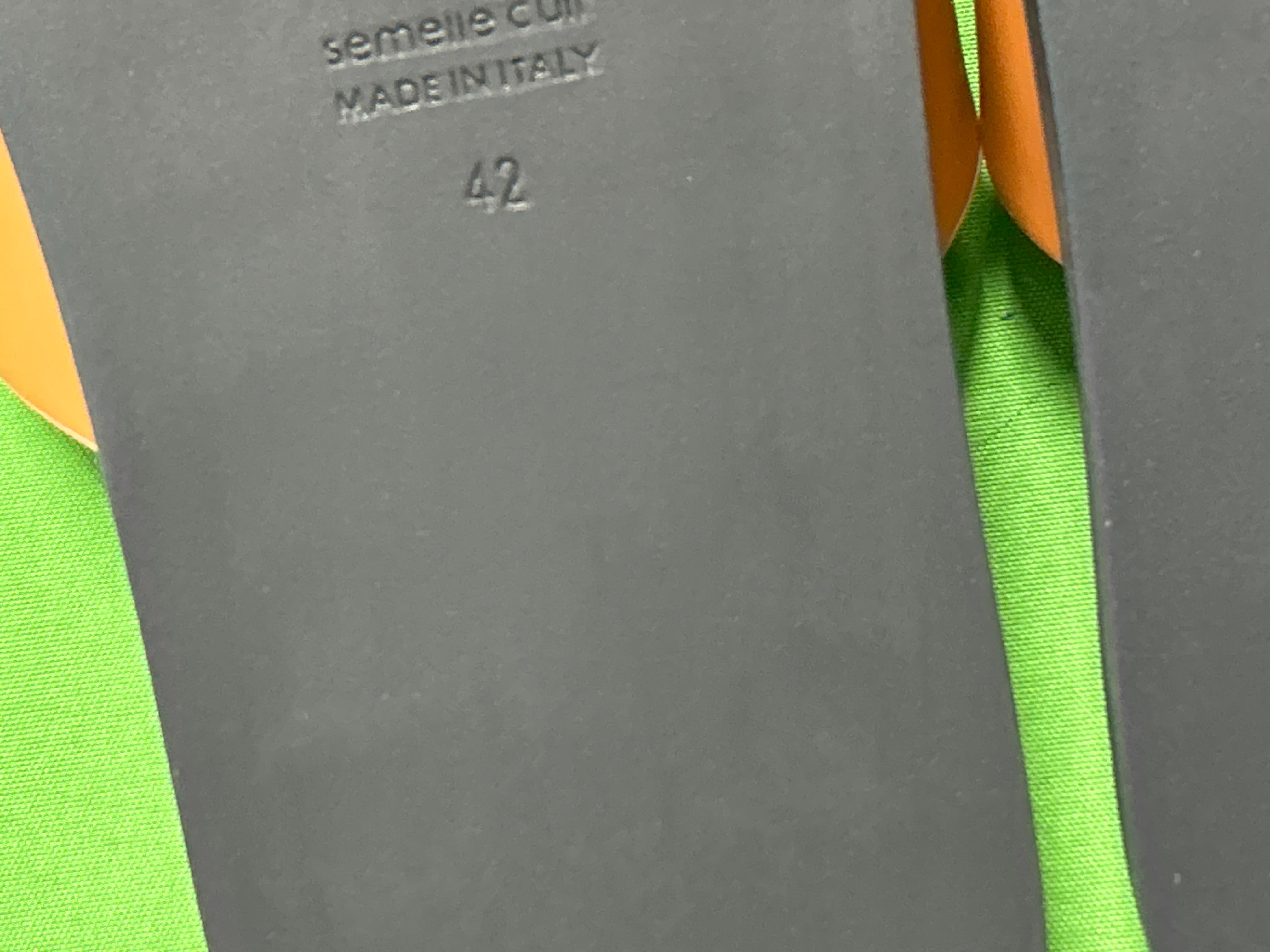 Foto QC 7 de Hermes Izmir Epsom Leather Sandals Navy Blue