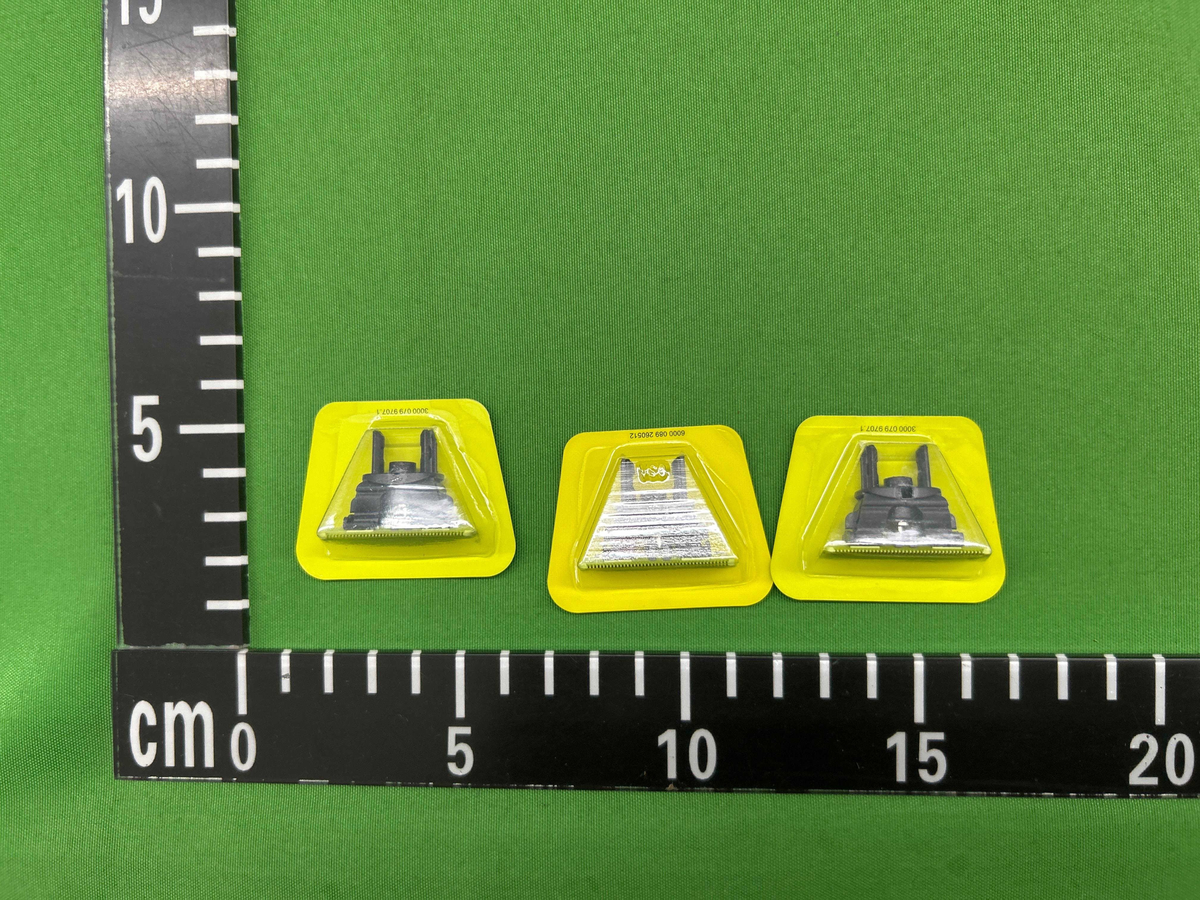 Foto QC 1 de Unbranded Replacement Shaver Blade Compatible with Philips OneBlade QP2520 QP2630