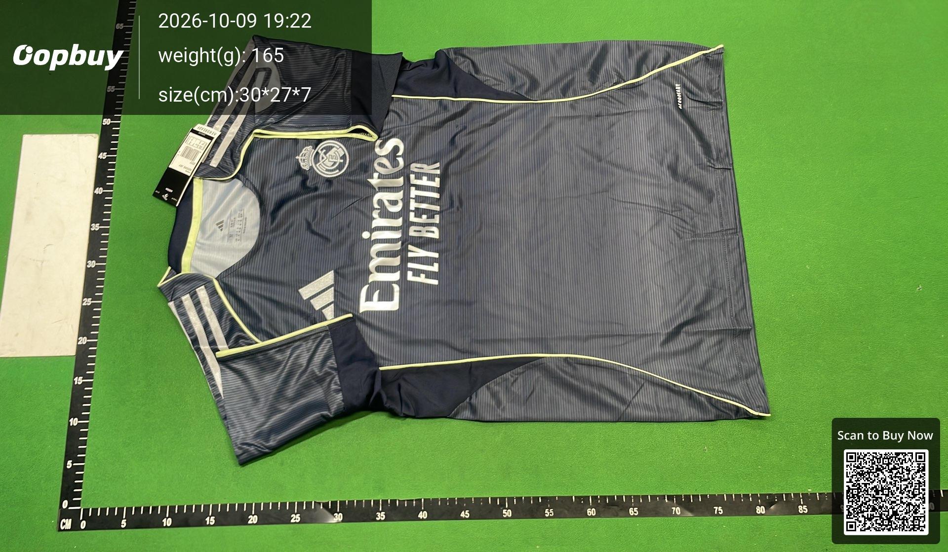 Foto QC 8 de Nike Tottenham Hotspur 2025 Year of the Snake Pre-Match Jersey White