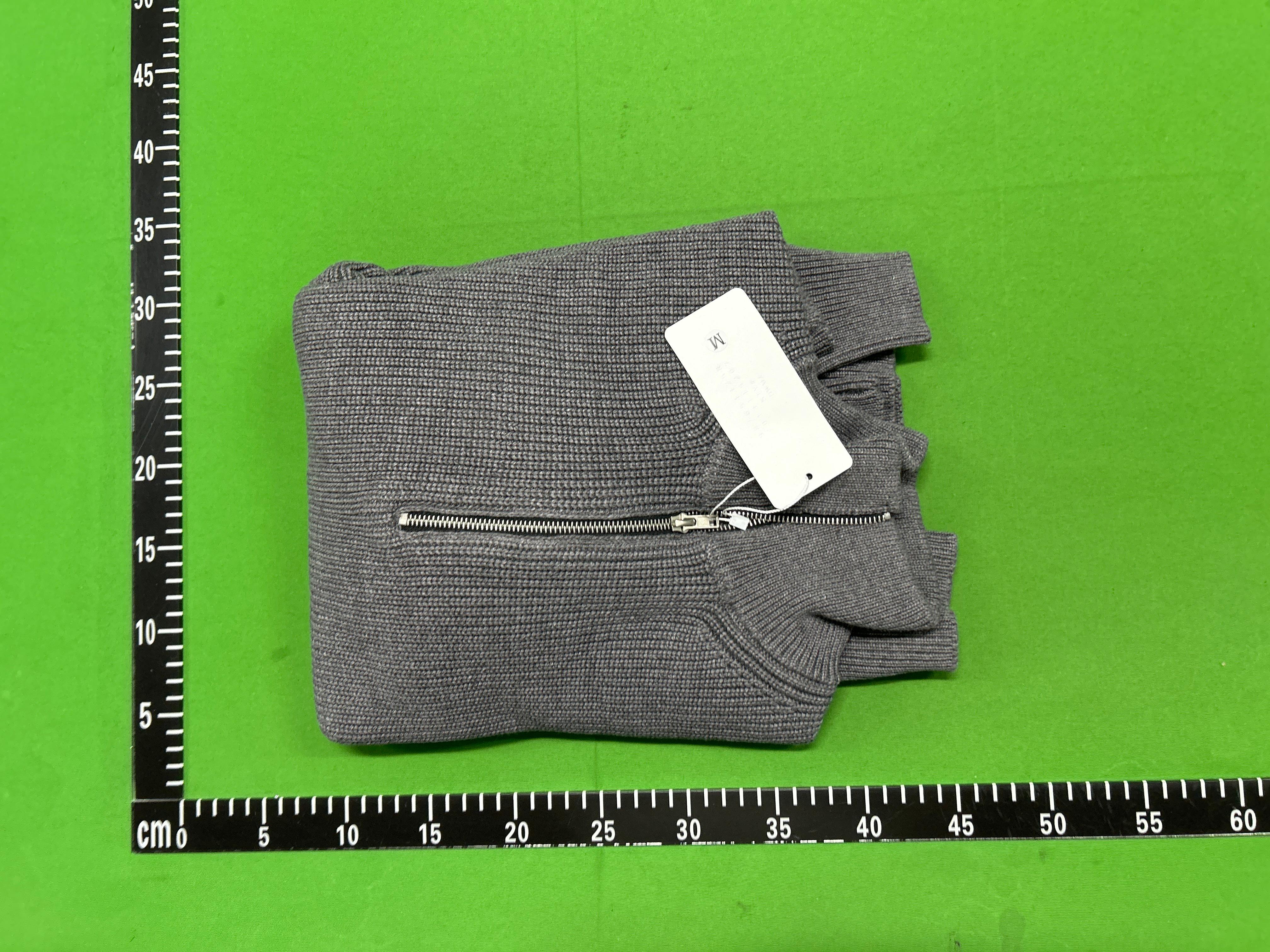 Foto QC 1 de Maison Margiela Zip Sweater Grey