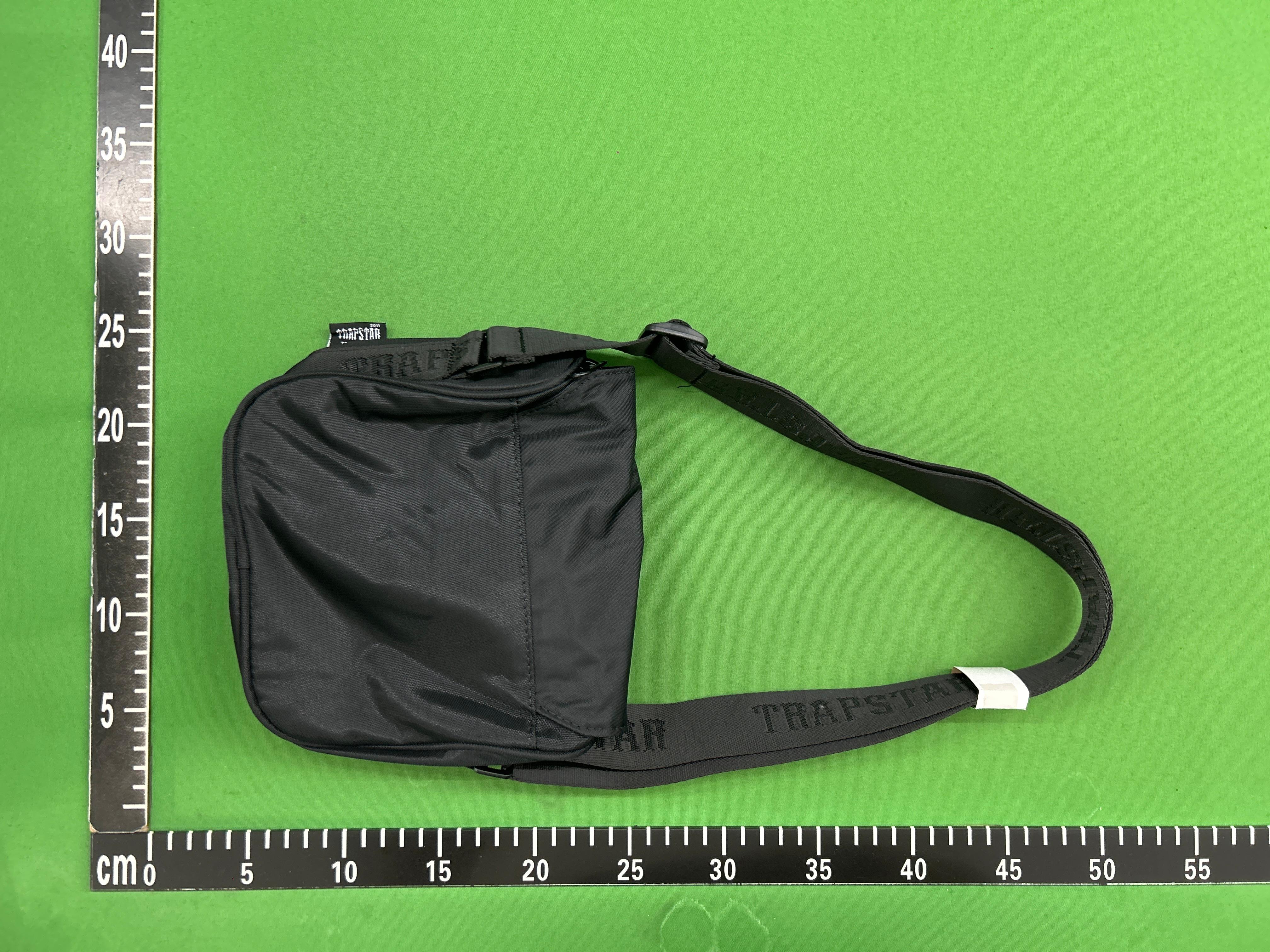 Foto QC 2 de Trapstar Irongate T Crossbody Bag Black Snakeskin