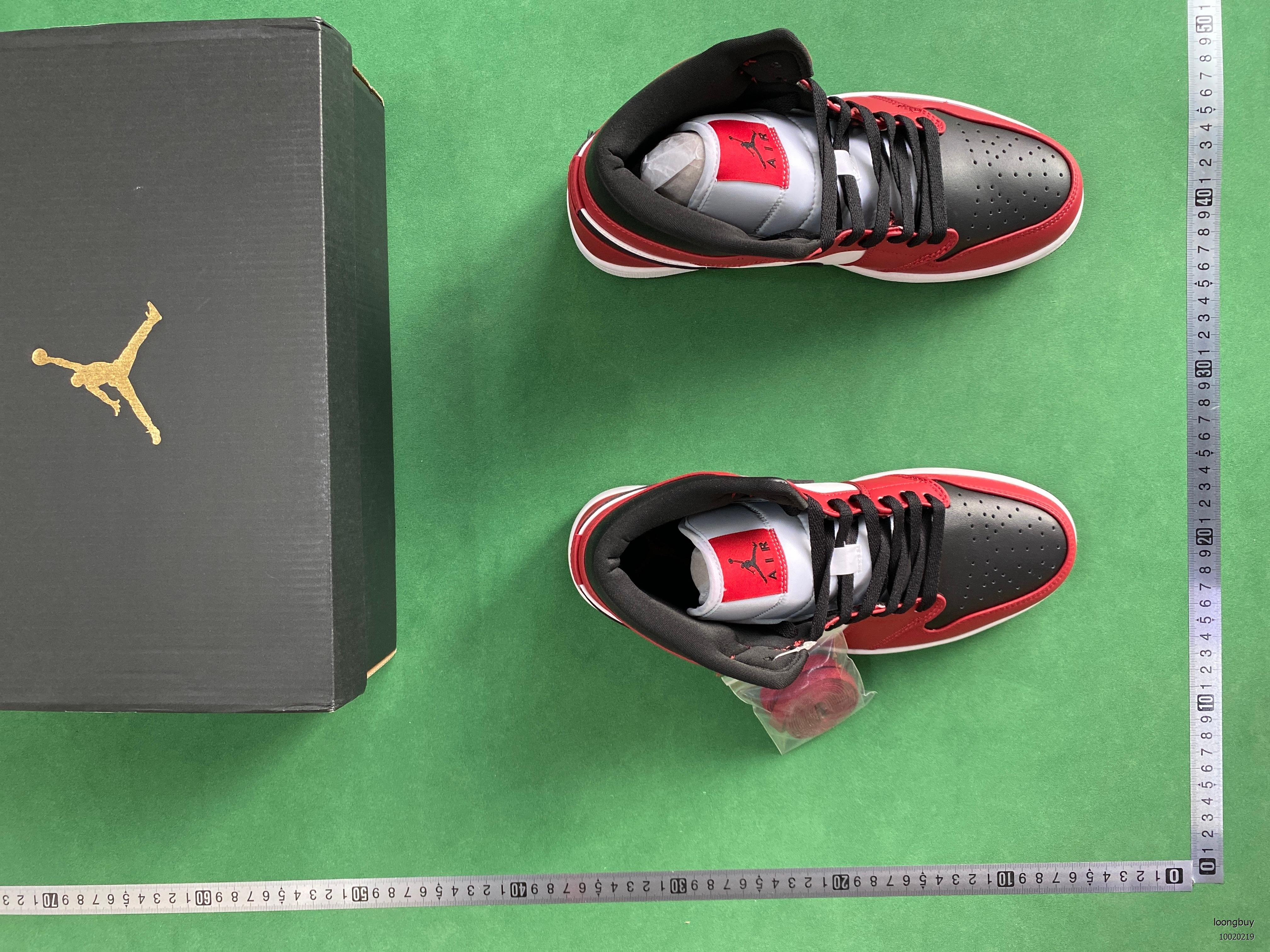 Foto QC 1 de Jordan 1 Mid Chicago Black Toe 554724-069