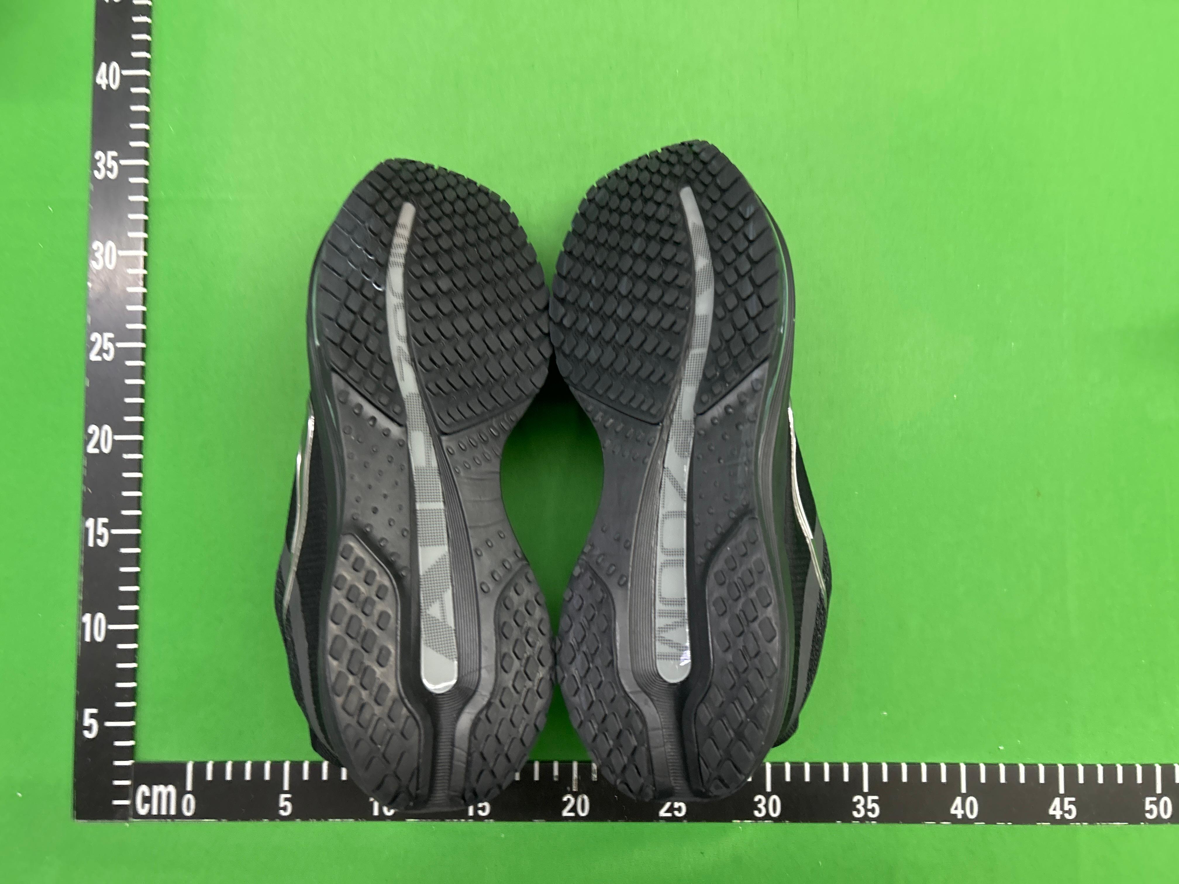 Foto QC 8 de Nike Pegasus Premium SP Black Metallic Silver White IH4369-001
