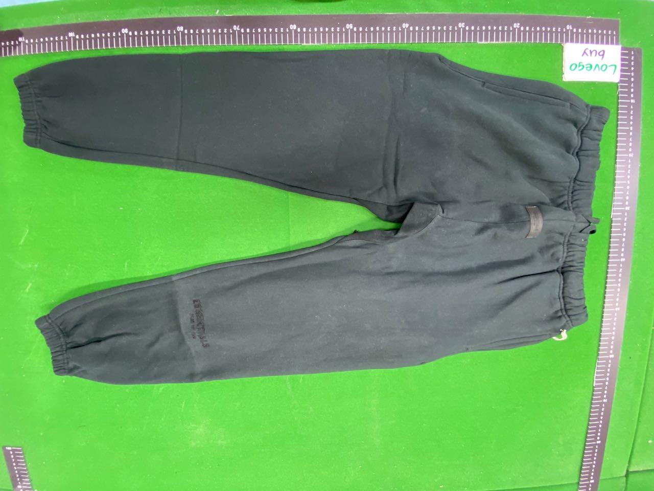 Foto QC 2 de Fear of God Essentials Sweater Arch Logo Black
