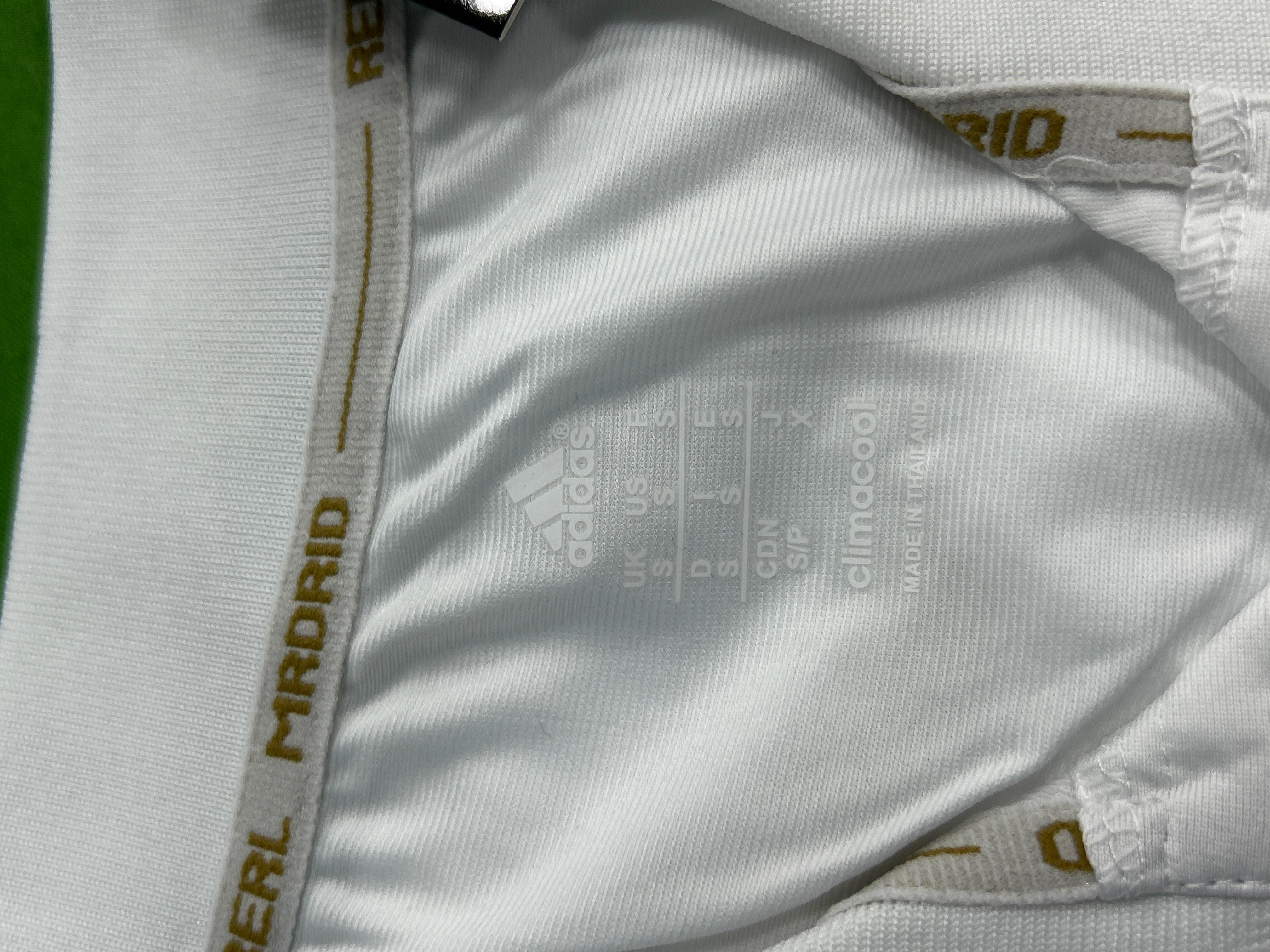 Foto QC 5 de Reebok x Liverpool FC Retro 2004/05 Home Champions League Final Jersey Red