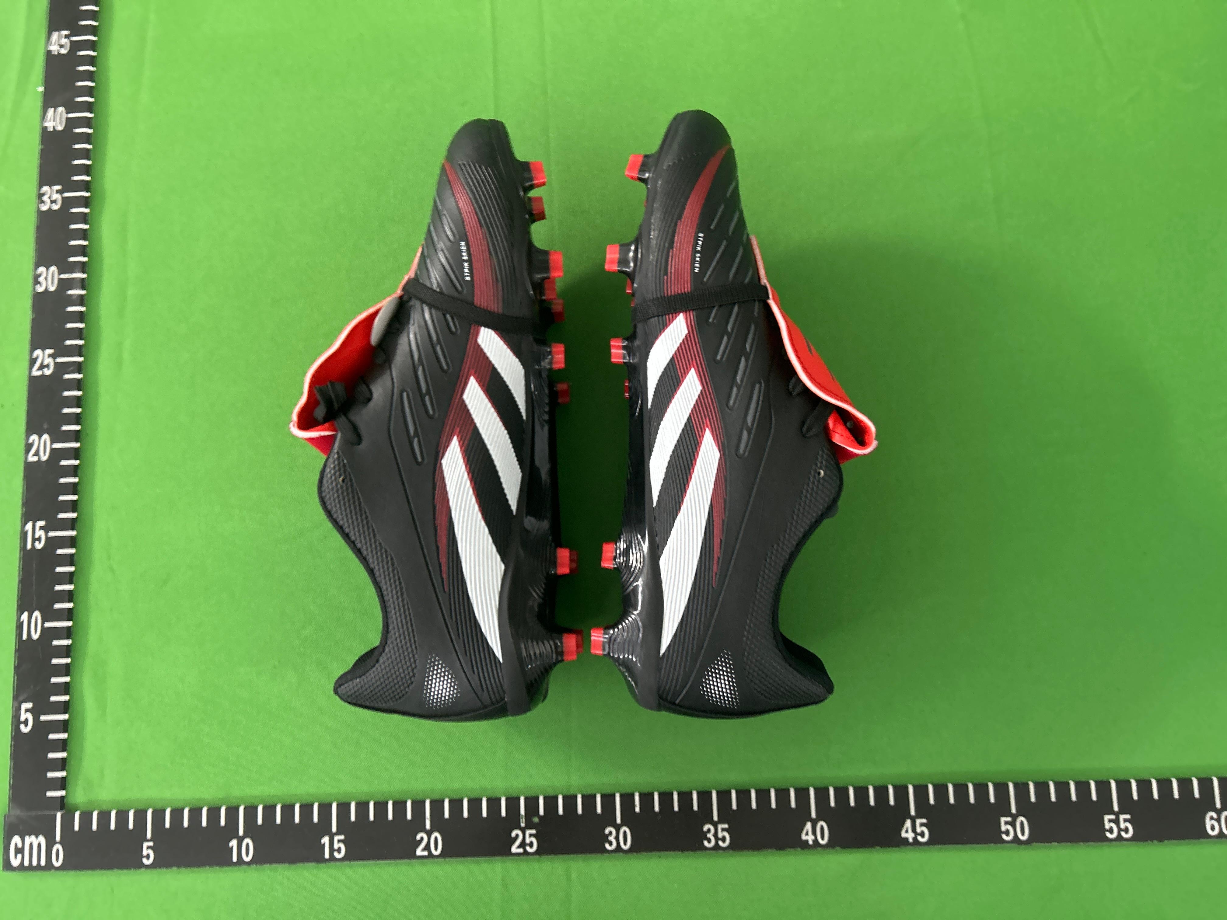 Foto QC 4 de Generic Soccer Cleats High Black Gold