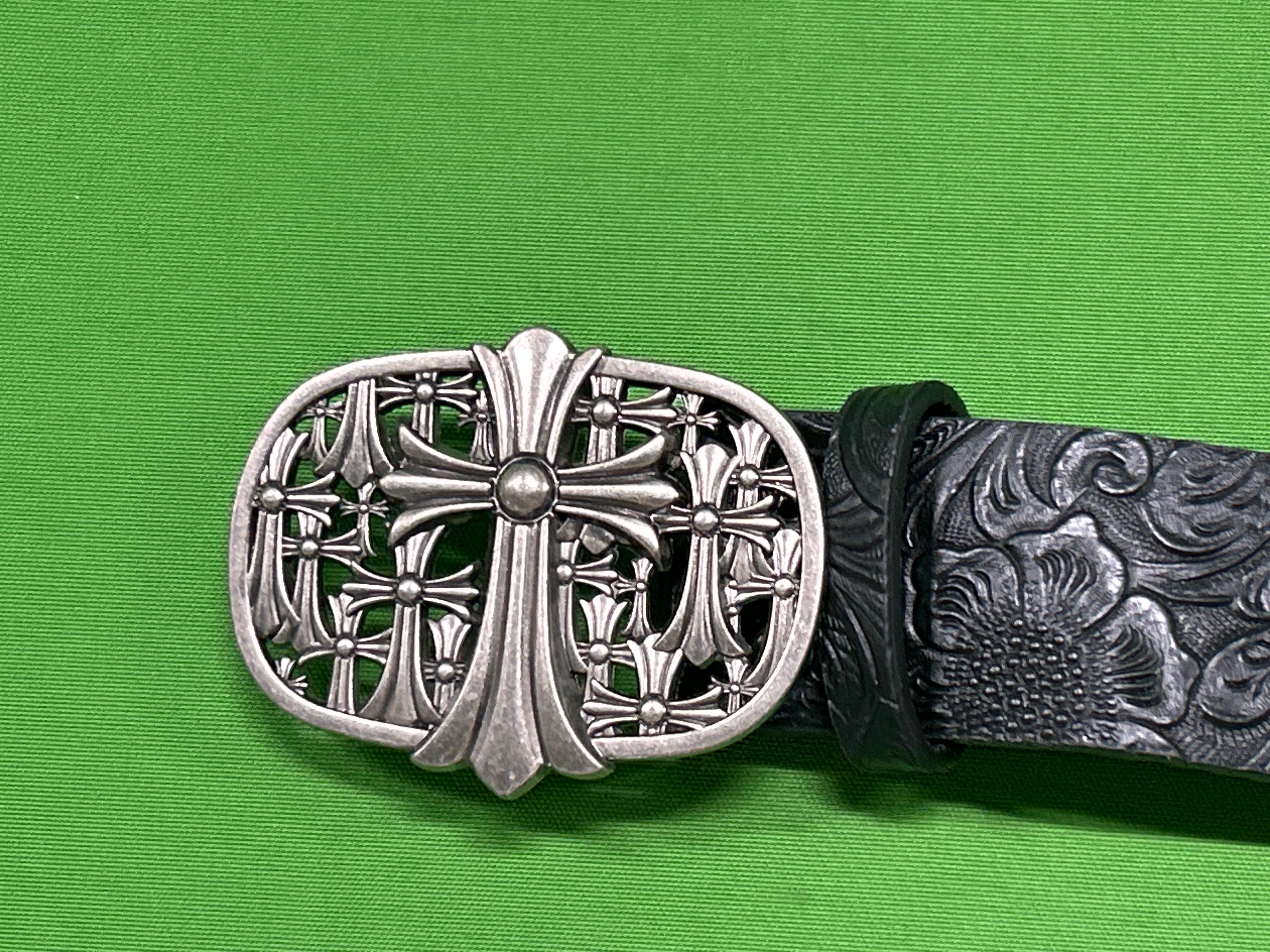 Foto QC 4 de Chrome Hearts Cemetery Cross Buckle Floral Embossed Belt Black