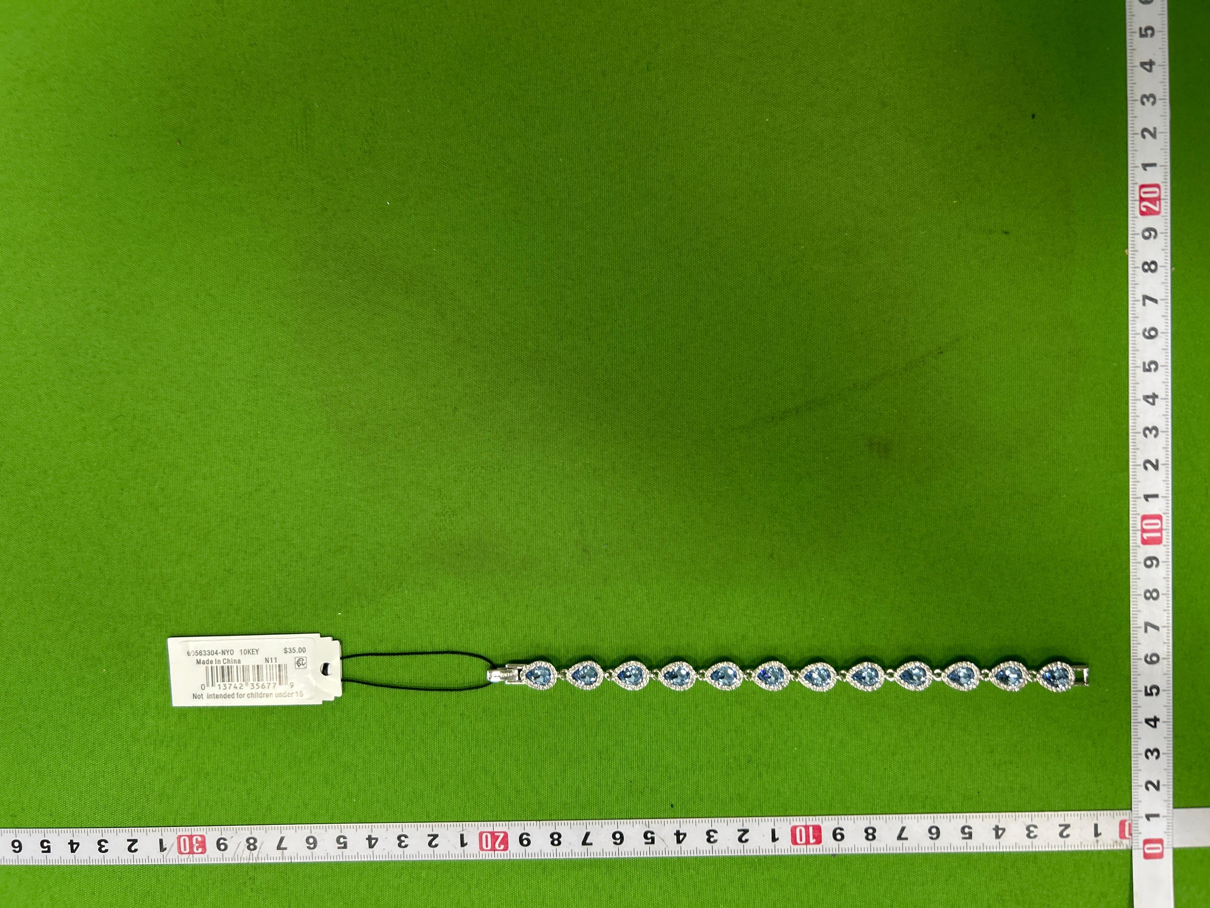 Foto QC 2 de Givenchy Teardrop Bracelet Metal Crystal Blue Silver-tone