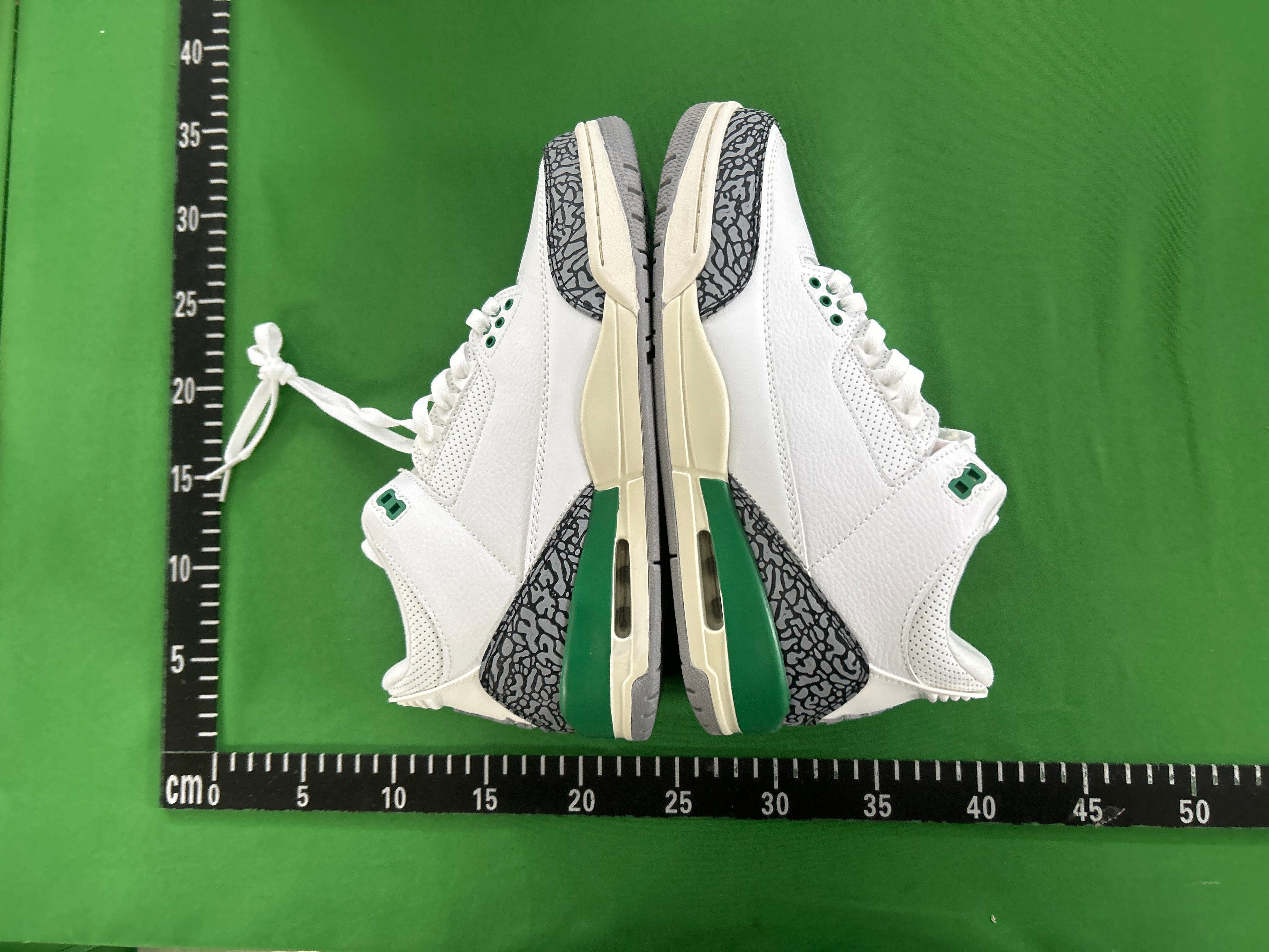 Foto QC 5 de Jordan 3 Retro Black Cat 136064-002