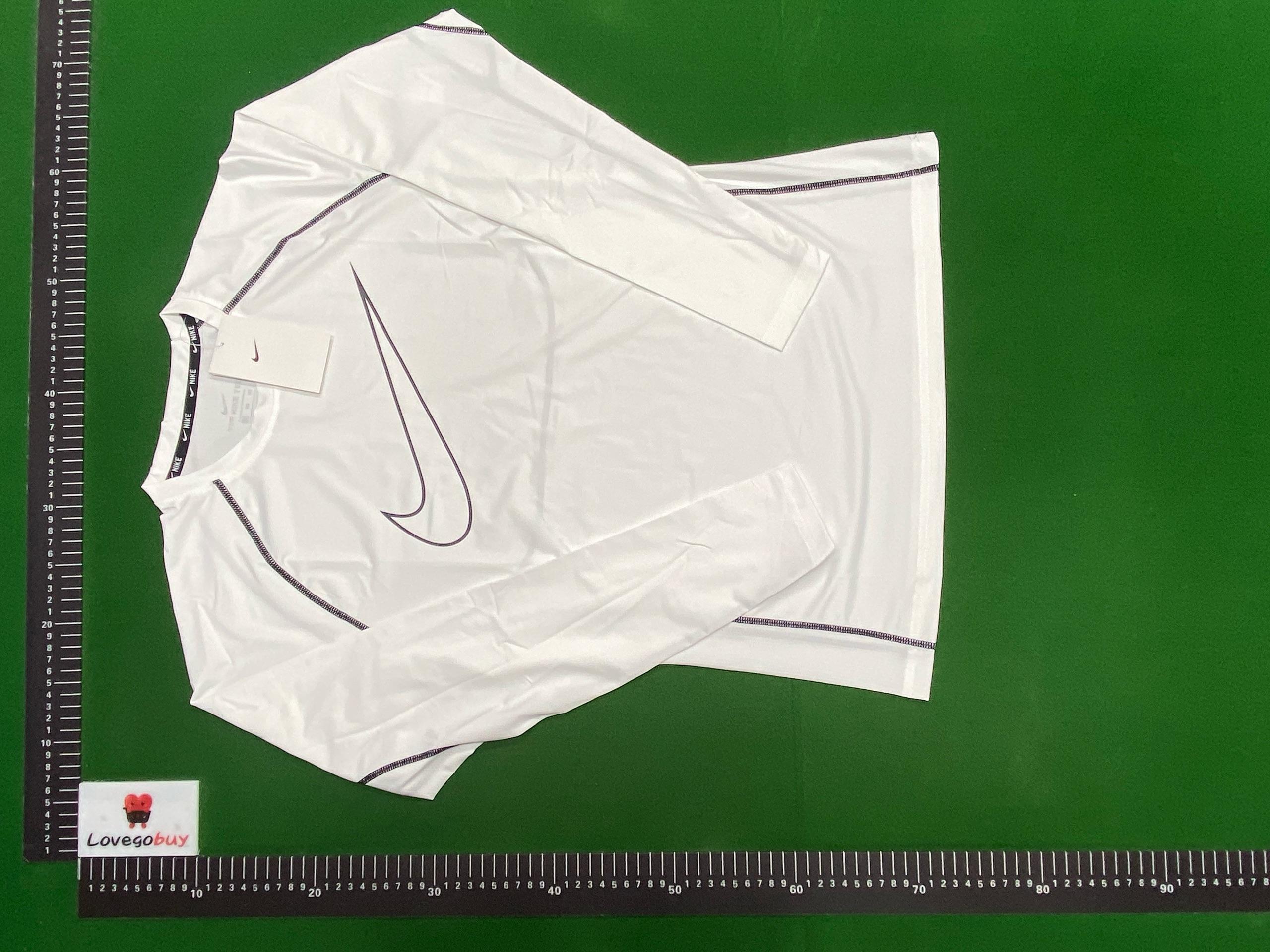 Foto QC 8 de Nike Pro T-shirt Graphic White