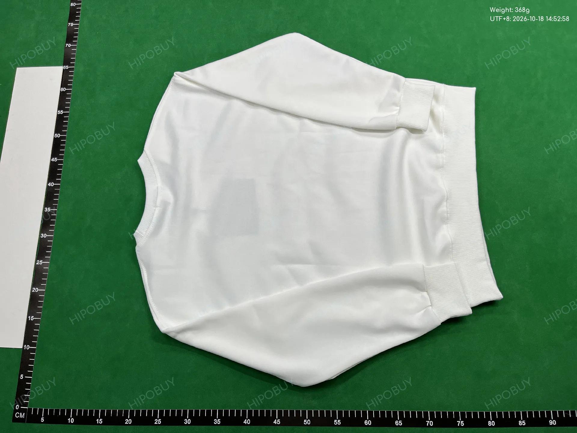 Foto QC 3 de Prada Triangle Logo Crewneck Sweater Black