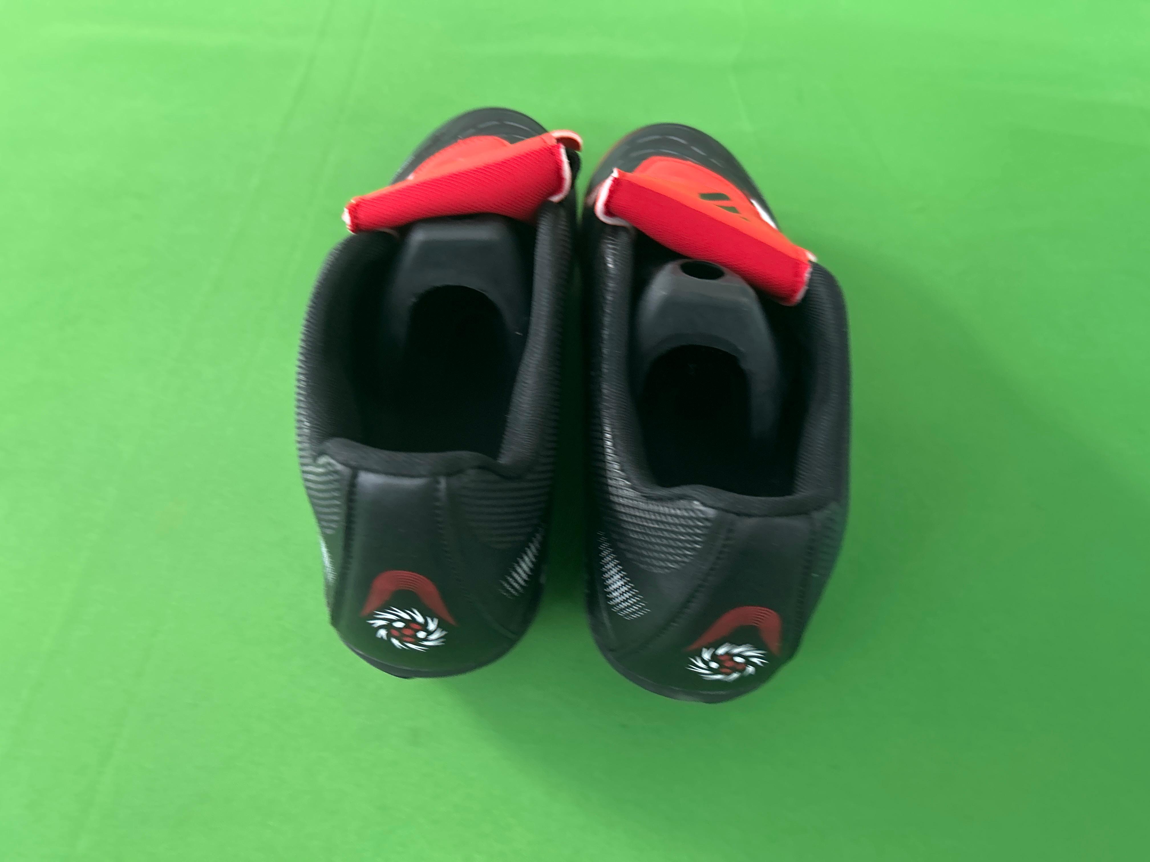 Foto QC 3 de Generic Soccer Cleats High Black Gold