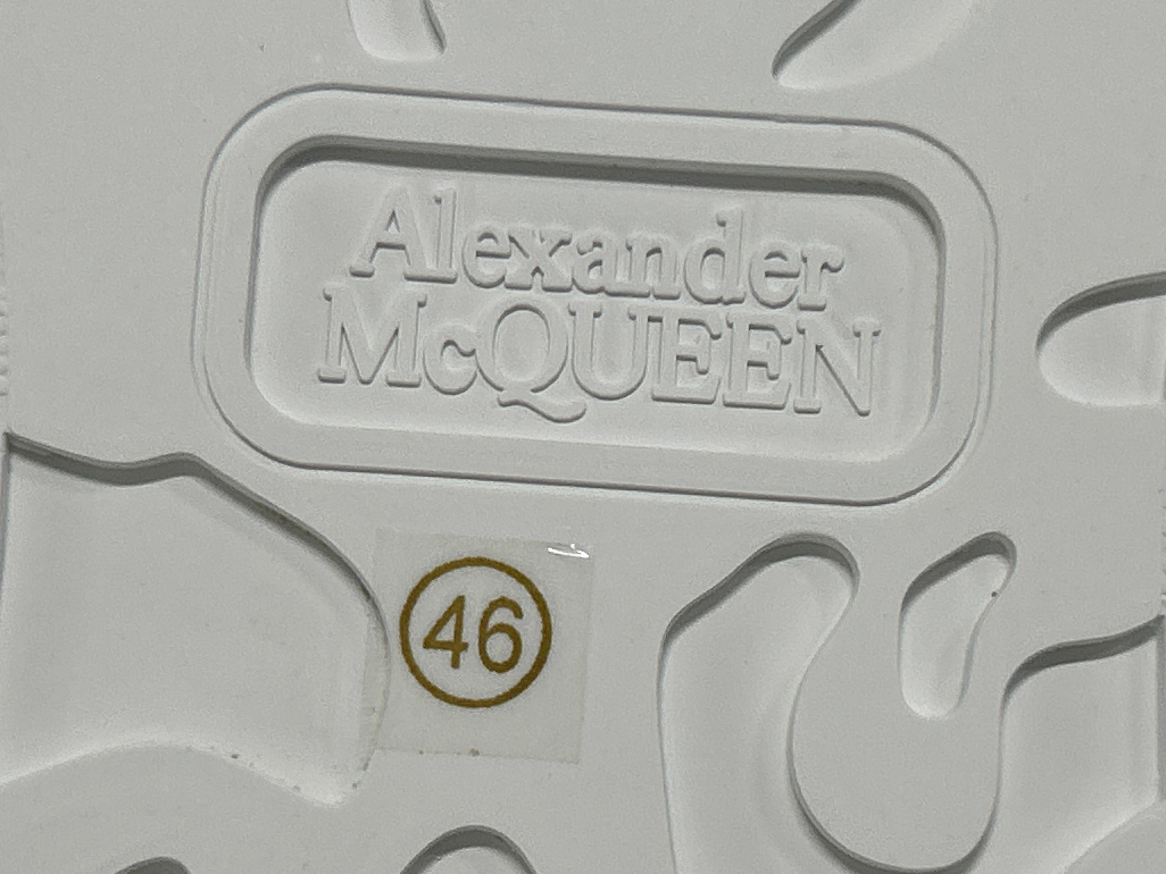 Foto QC 7 de Alexander McQueen Oversized Leather Sneakers Black White